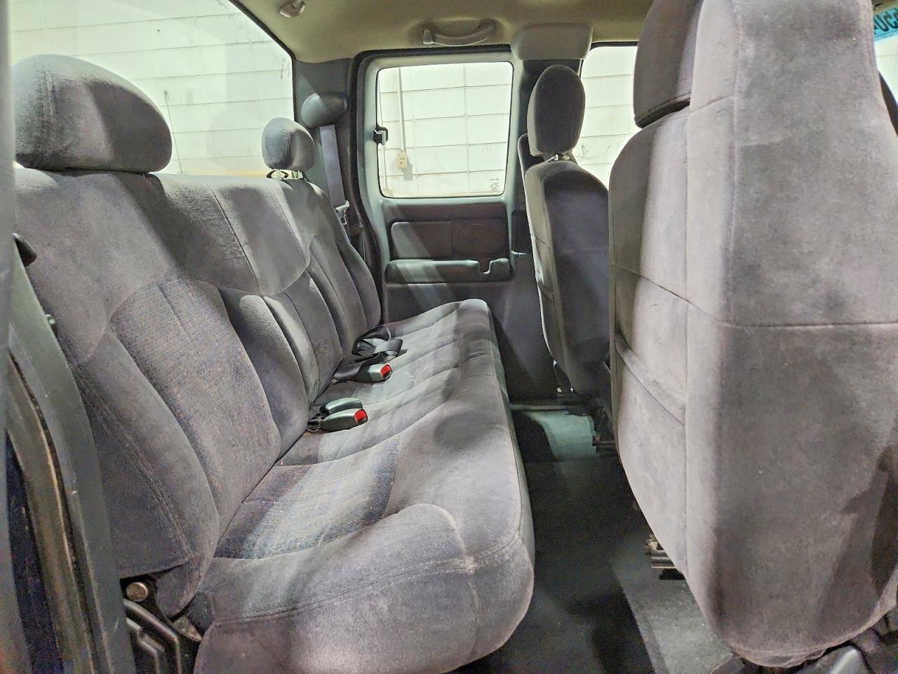 2001 Chevrolet Silverado K1500 Двухцветный vin: 1GCEK19T61Z226916