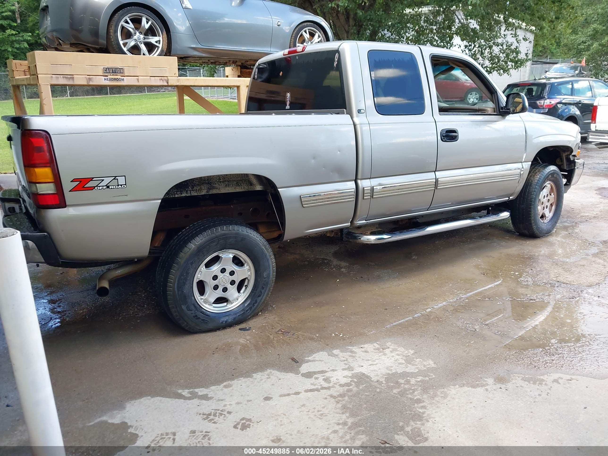 2002 Chevrolet Silverado 1500 Ls Желто-коричневый vin: 1GCEK19T62E189150