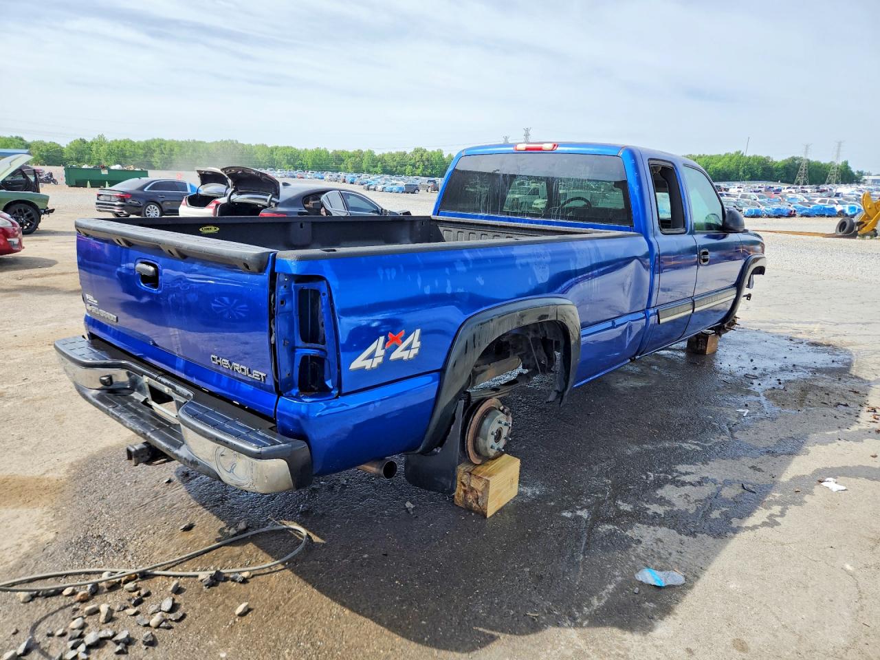 2004 Chevrolet Silverado K1500 Blue vin: 1GCEK19T64E126603