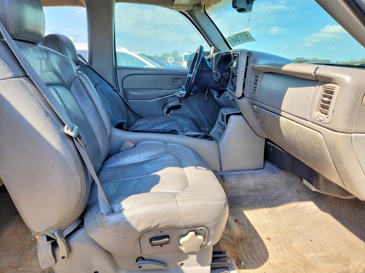 1999 Chevrolet Silverado K1500 Beige vin: 1GCEK19T6XE106209