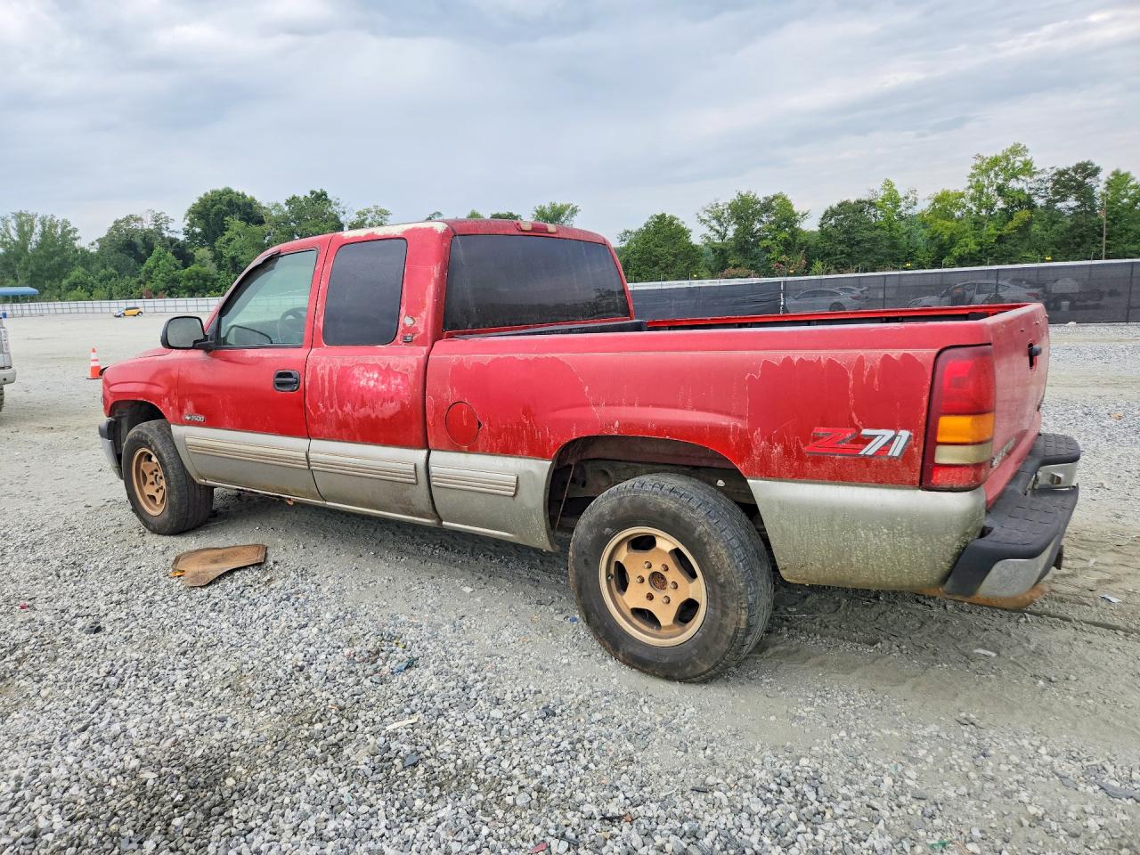 1999 Chevrolet Silverado K1500 Red vin: 1GCEK19T6XE156379