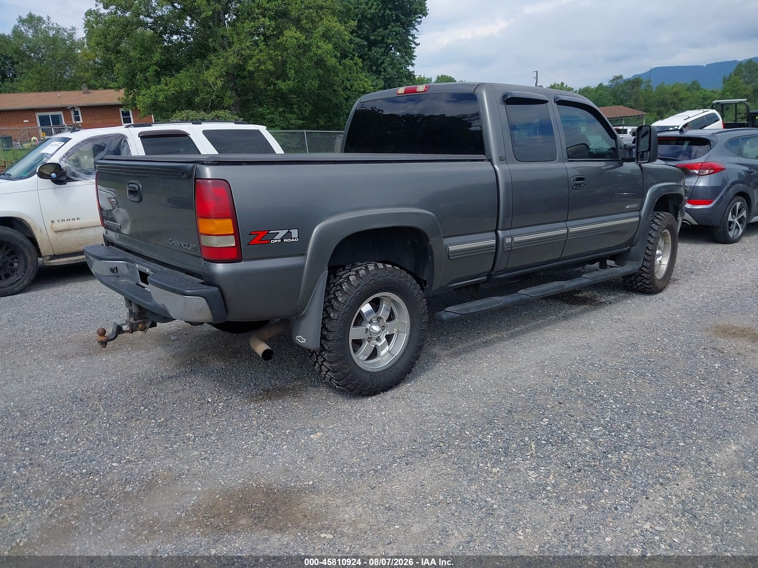 2002 Chevrolet Silverado 1500 Ls Gray vin: 1GCEK19T72E195894