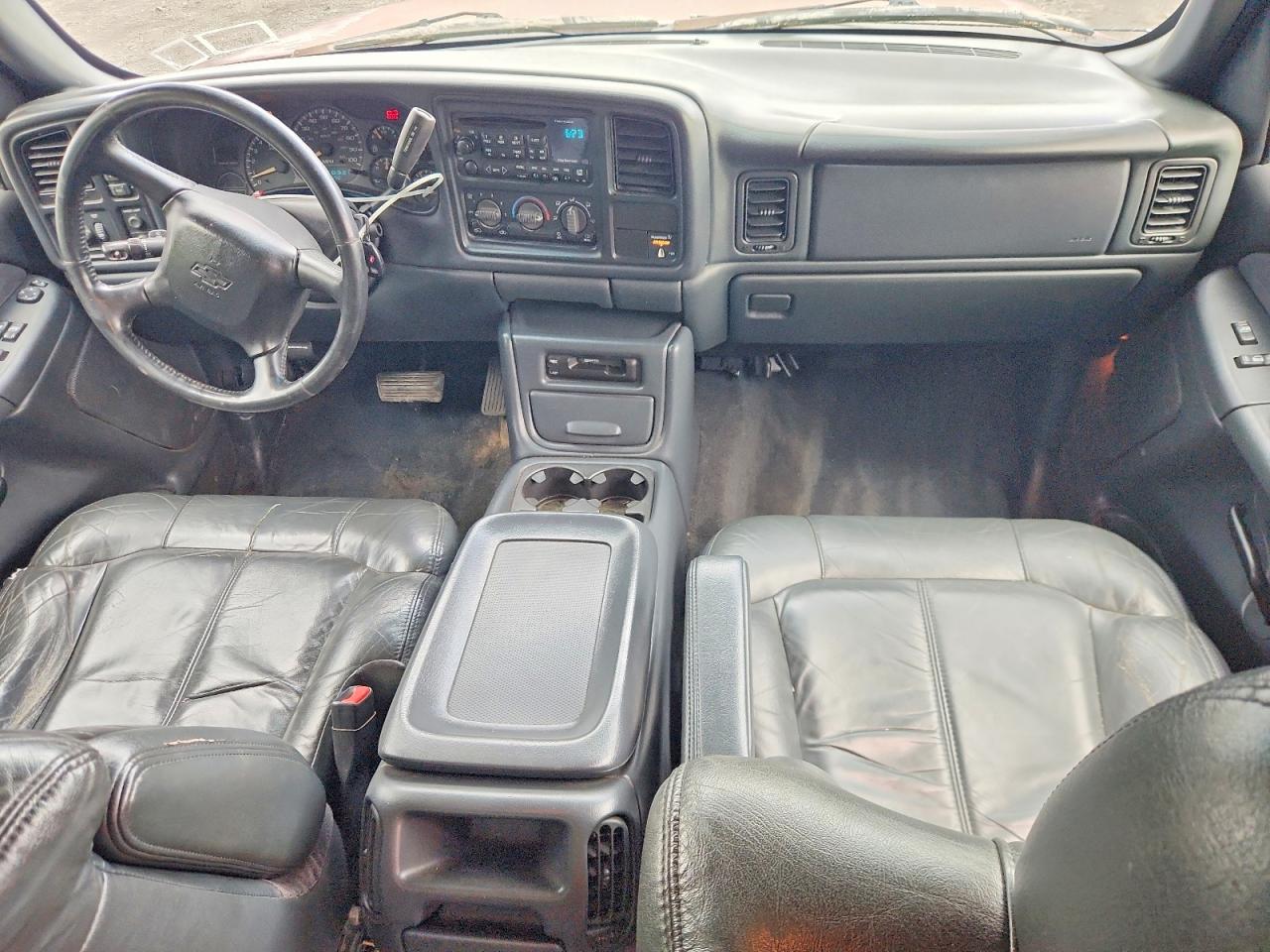 2002 Chevrolet Silverado K1500 Red vin: 1GCEK19T72E210913