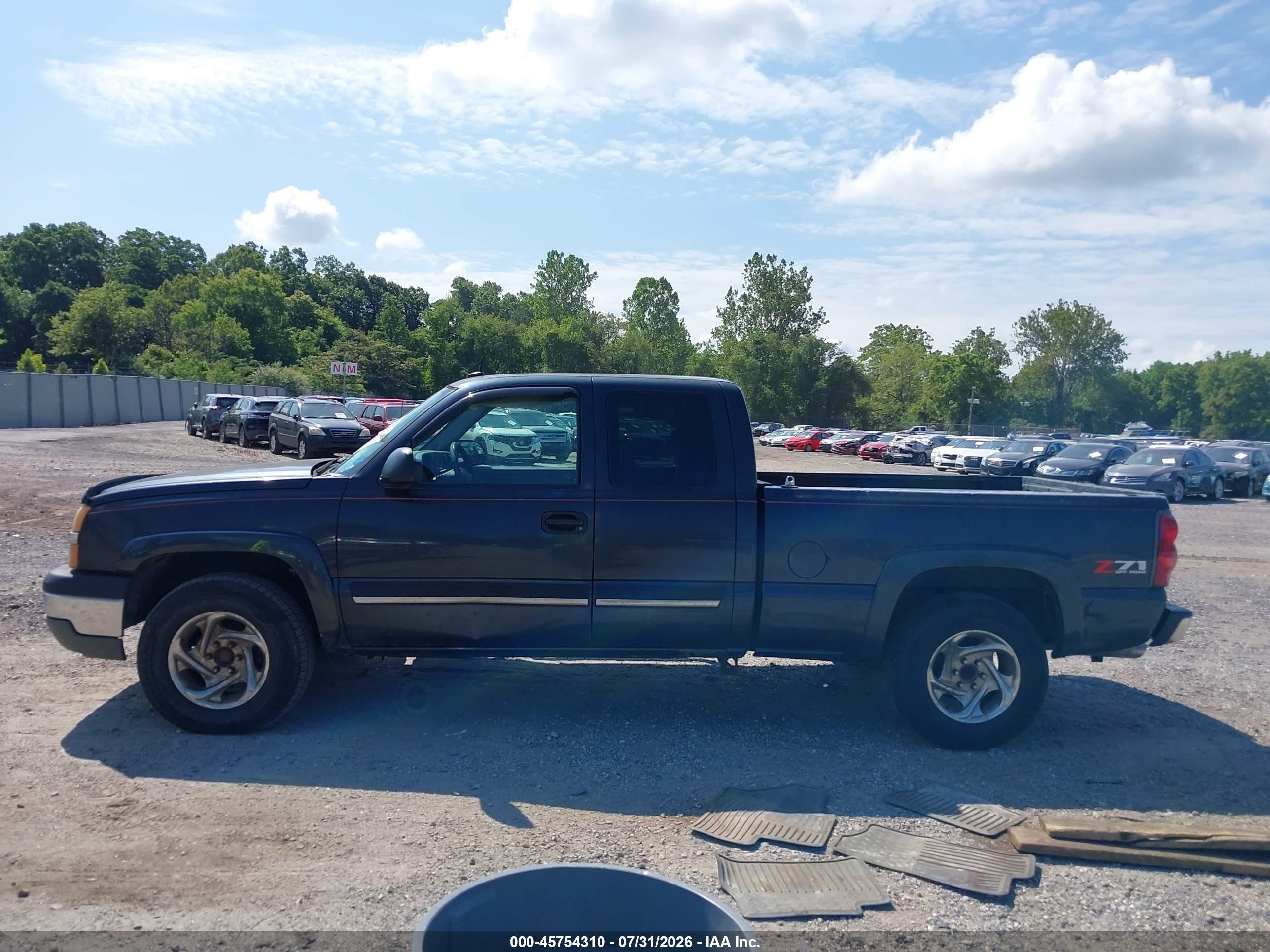 2004 Chevrolet Silverado 1500 Z71 Gray vin: 1GCEK19T74E185417