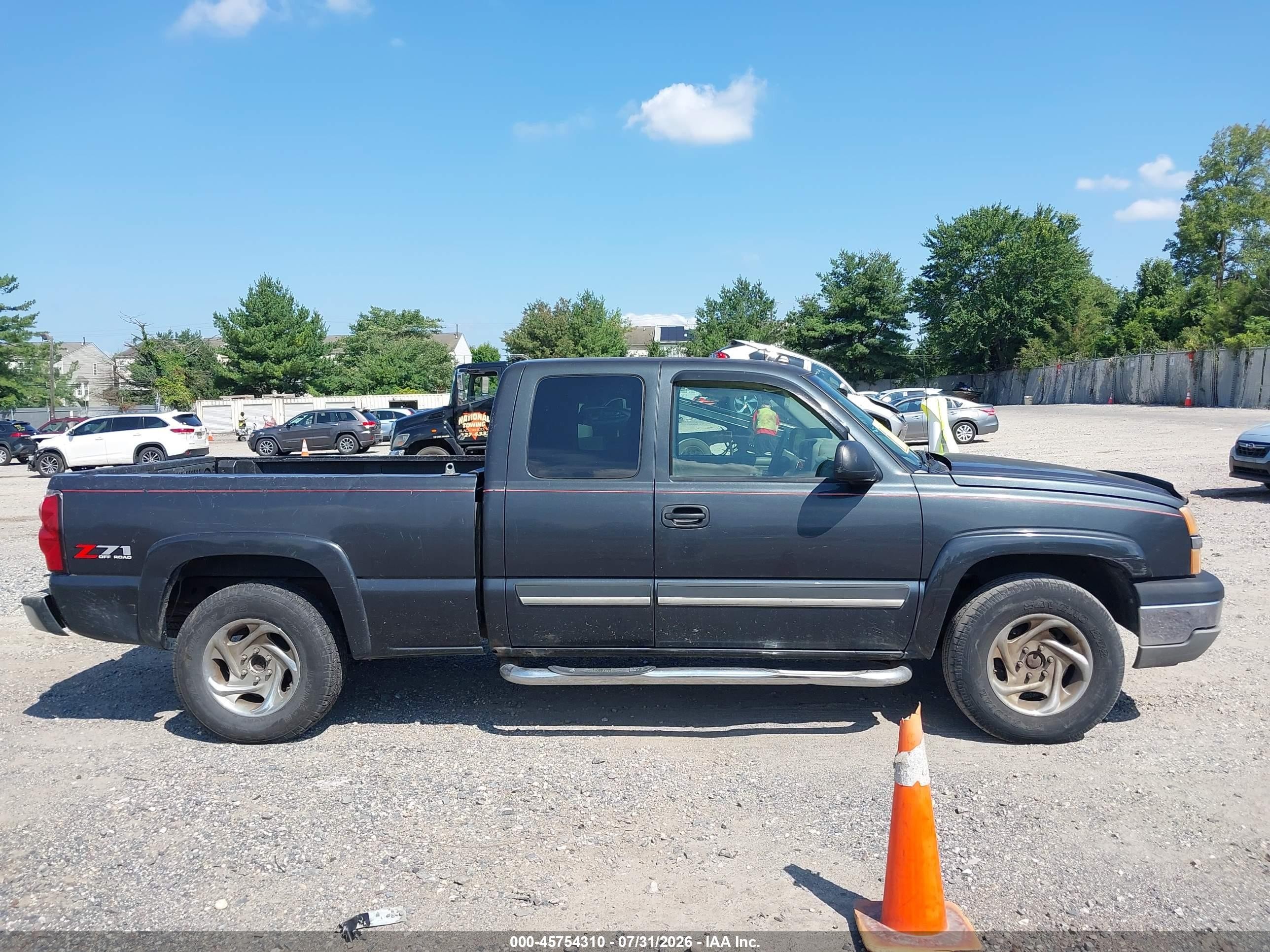 2004 Chevrolet Silverado 1500 Z71 Gray vin: 1GCEK19T74E185417