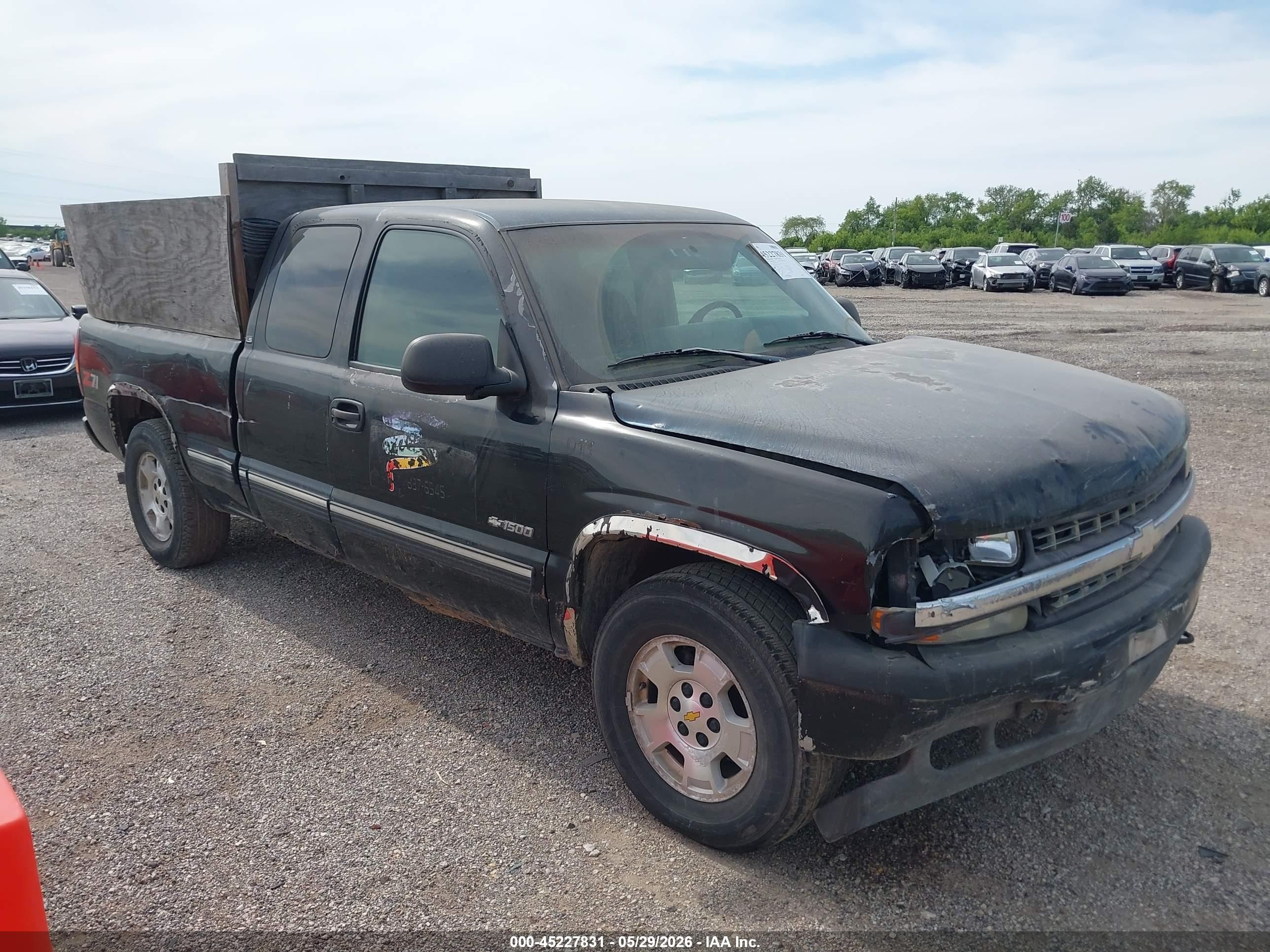 1999 Chevrolet Silverado 1500 Ls Black vin: 1GCEK19T7XE101147