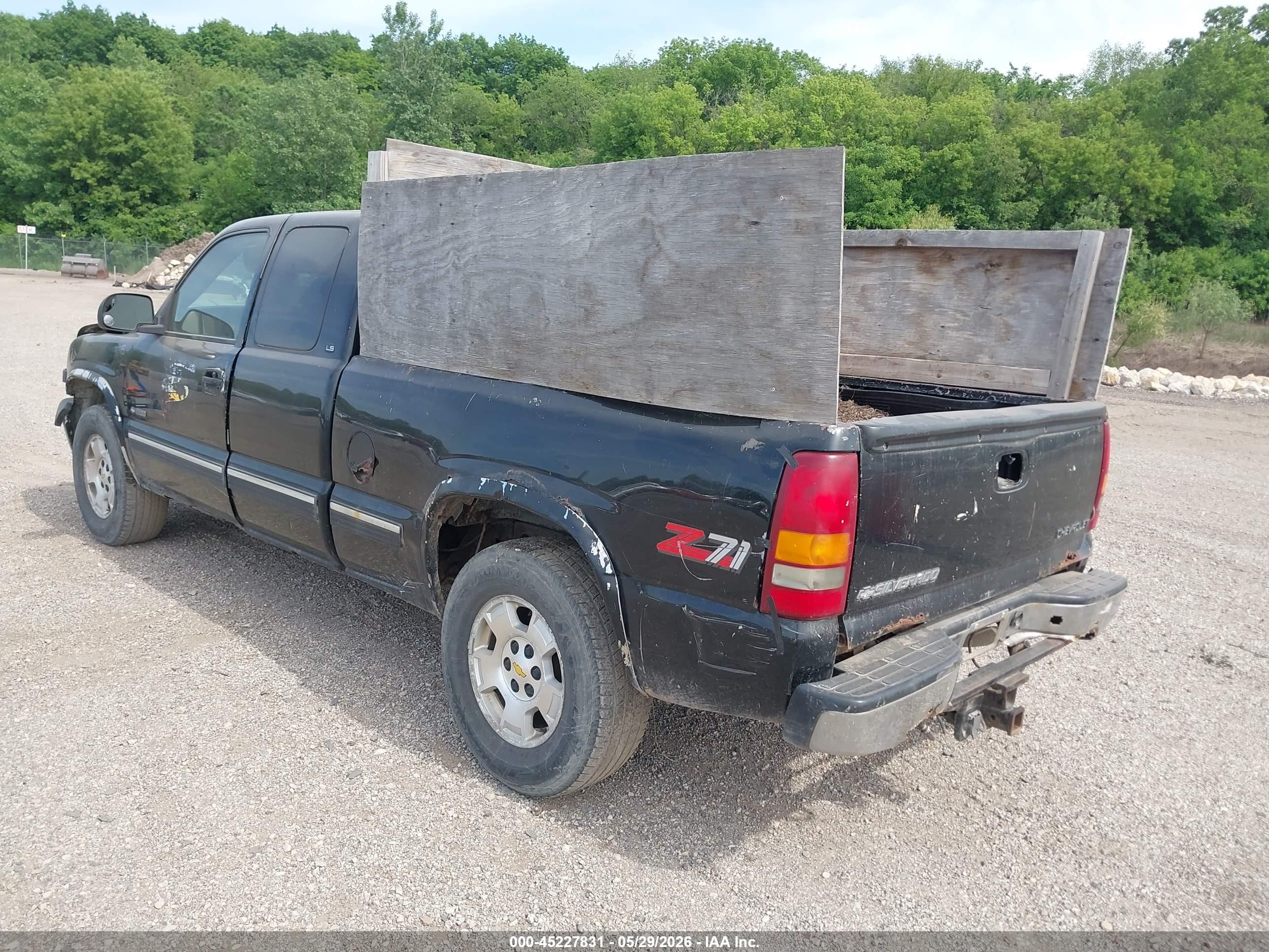 1999 Chevrolet Silverado 1500 Ls Black vin: 1GCEK19T7XE101147