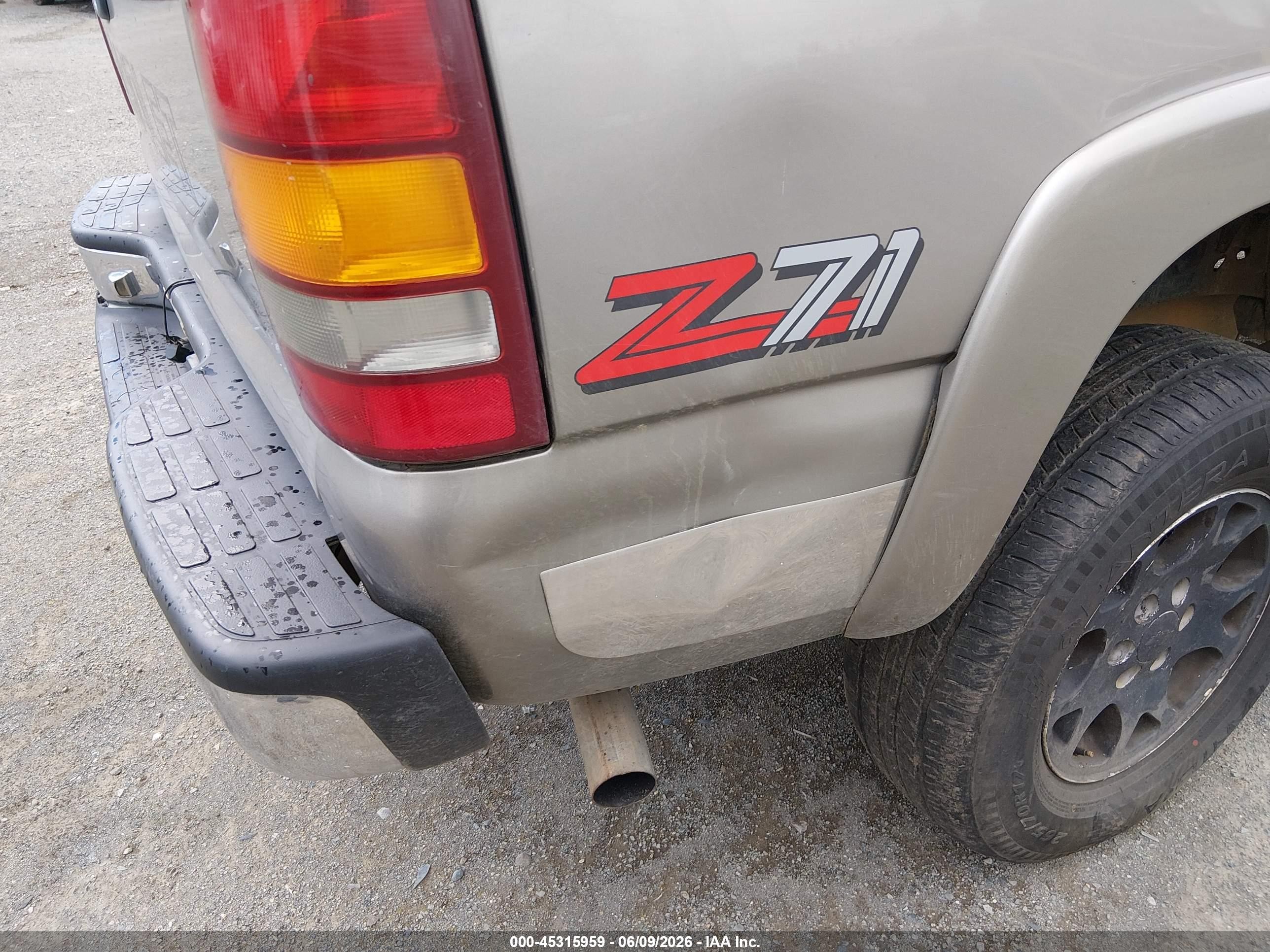 2000 Chevrolet Silverado 1500 Ls/lt Beige vin: 1GCEK19T7YZ212727
