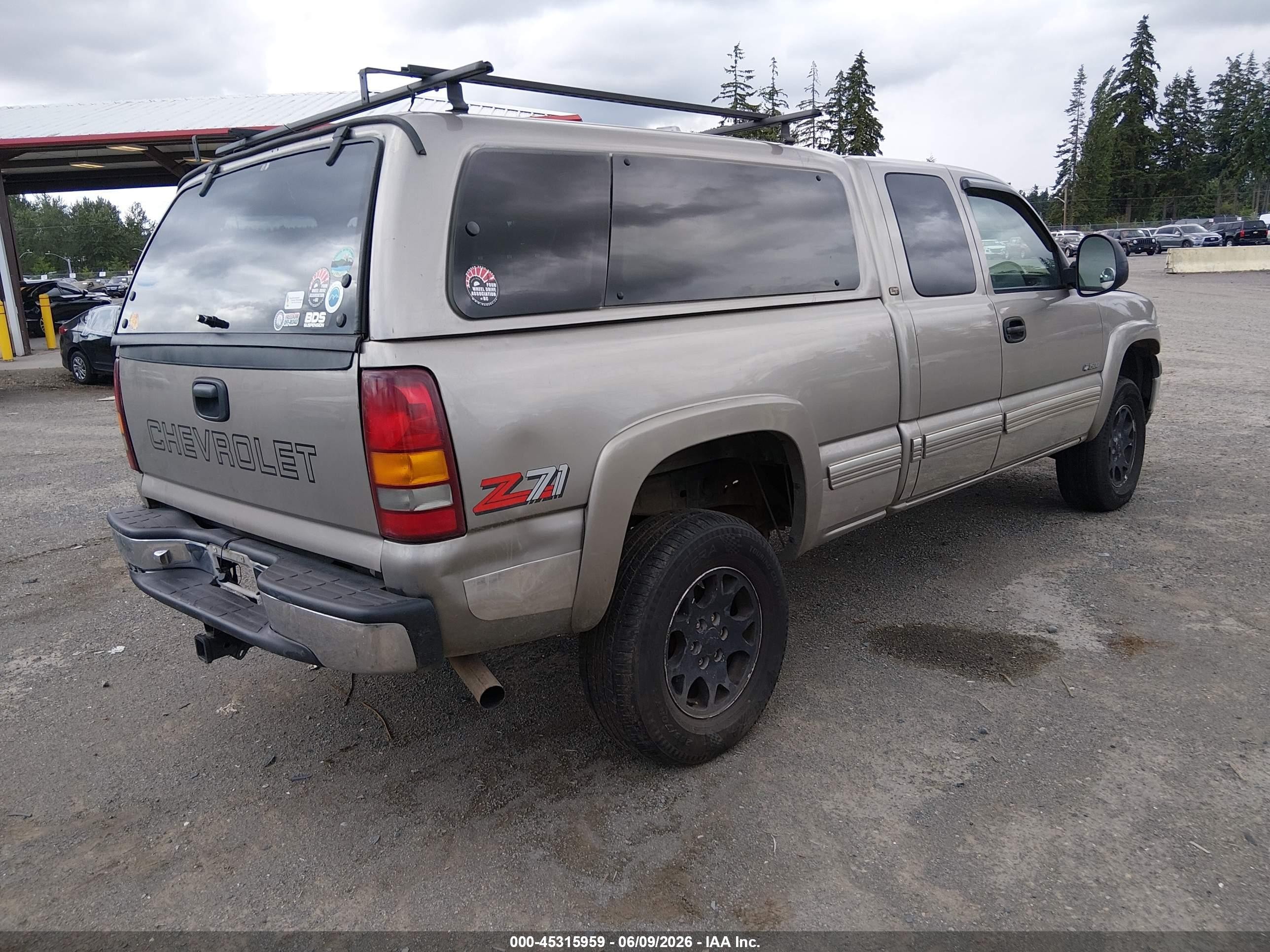 2000 Chevrolet Silverado 1500 Ls/lt Beige vin: 1GCEK19T7YZ212727