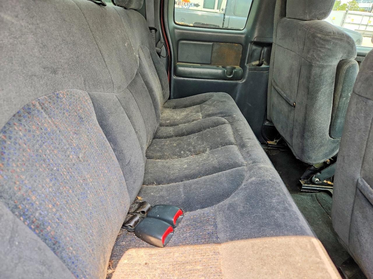 2001 Chevrolet Silverado K1500 Red vin: 1GCEK19T81E128204