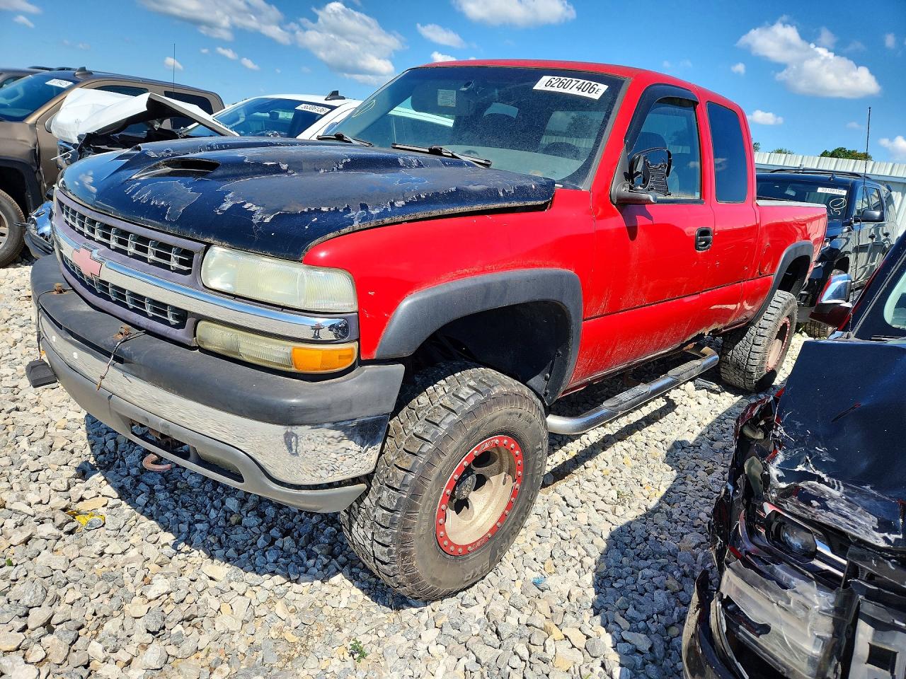 2002 Chevrolet Silverado K1500 Red vin: 1GCEK19T82E228725