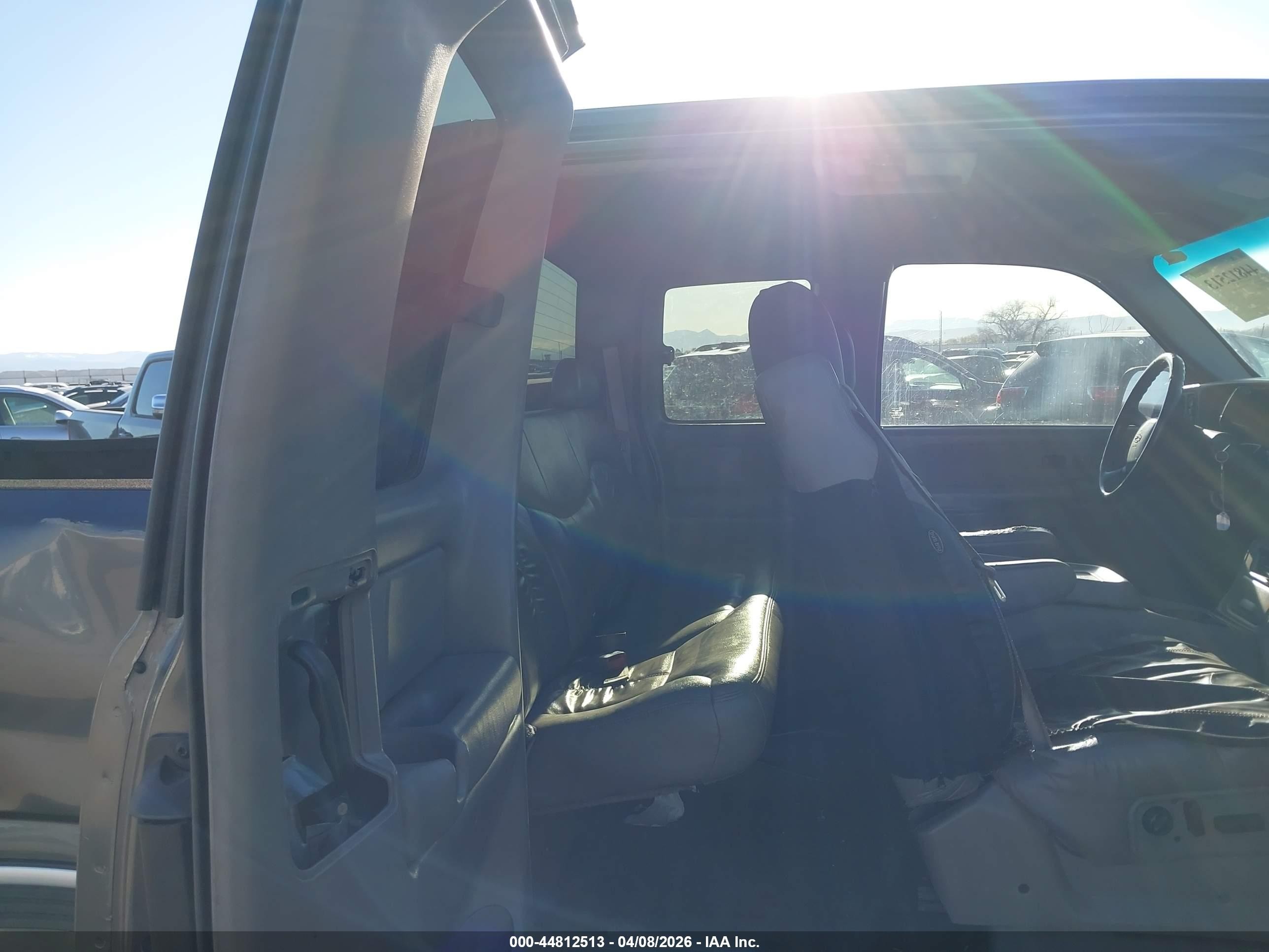 2002 Chevrolet Silverado 1500 Lt Gray vin: 1GCEK19T82Z302878