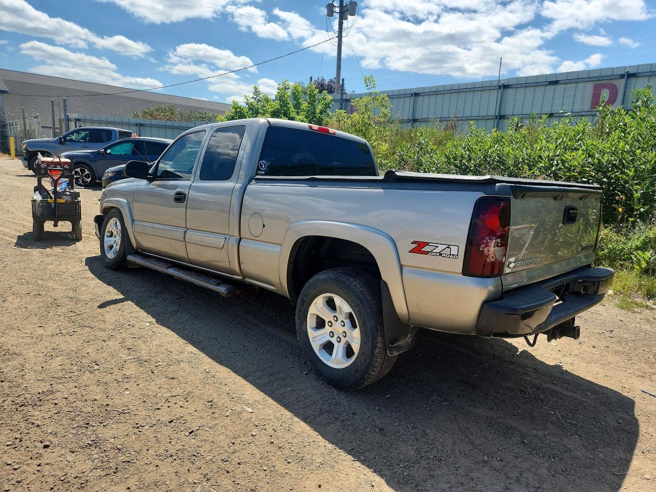 2003 Chevrolet Silverado K1500 Tan vin: 1GCEK19T83E174277