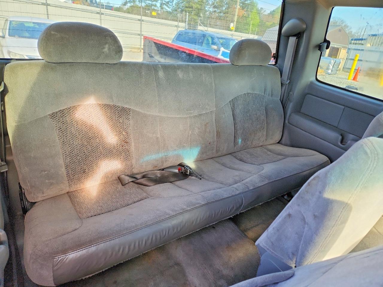 2000 Chevrolet Silverado K1500 Red vin: 1GCEK19T8YE207432