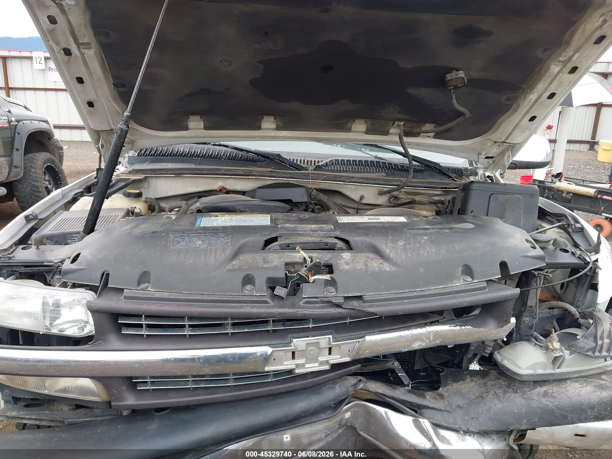 2000 Chevrolet Silverado 1500 Ls White vin: 1GCEK19T8YZ220562
