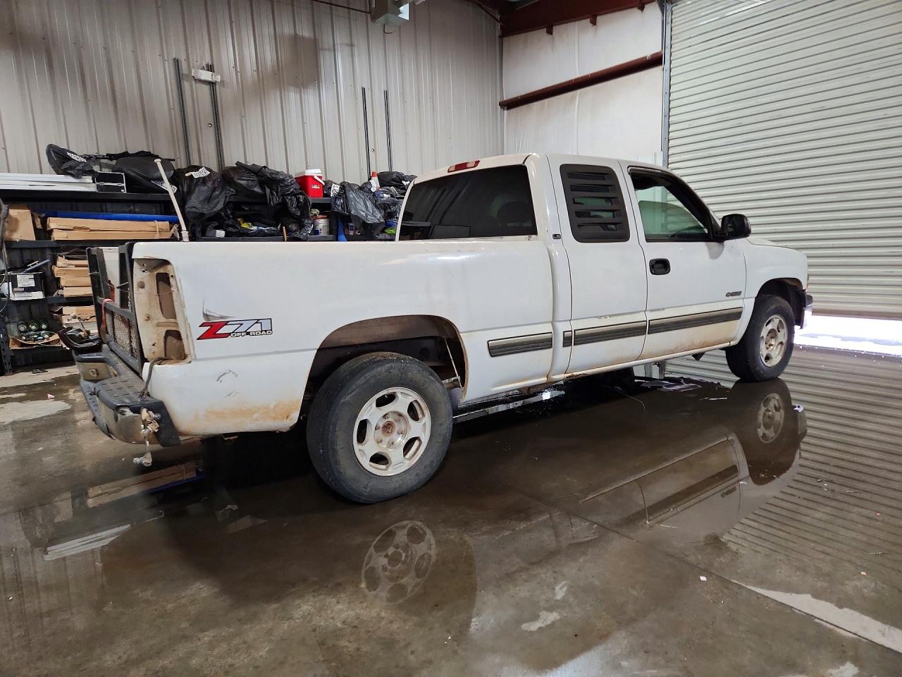2001 Chevrolet Silverado K1500 Белый vin: 1GCEK19T91Z232175