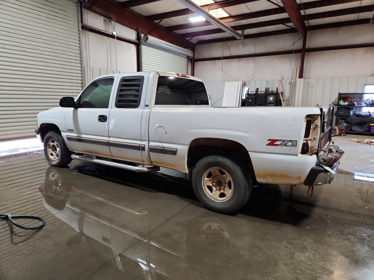 2001 Chevrolet Silverado K1500 Белый vin: 1GCEK19T91Z232175