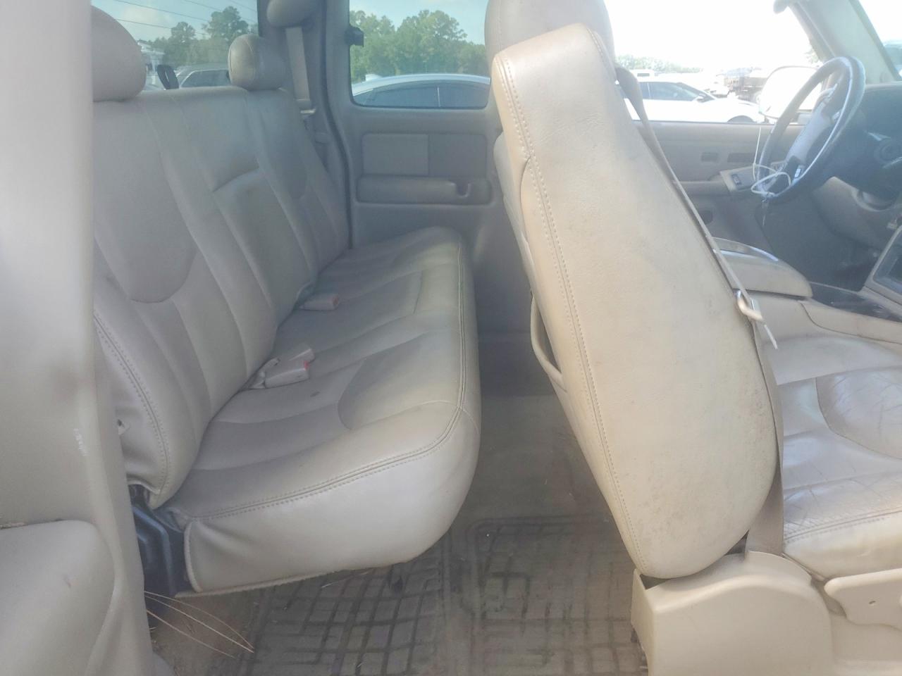 2003 Chevrolet Silverado K1500 Burgundy vin: 1GCEK19T93E295545