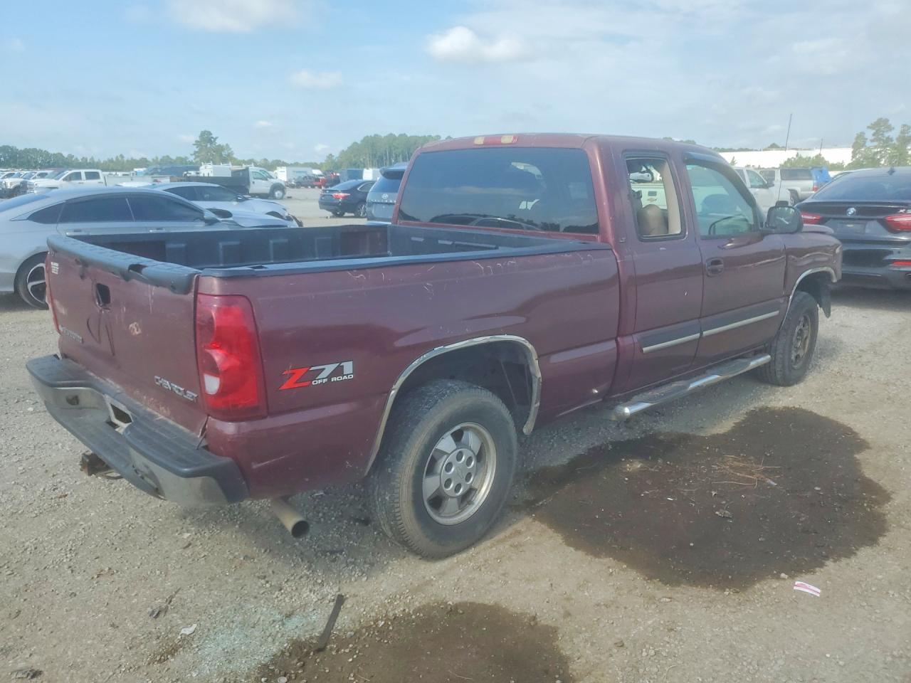 2003 Chevrolet Silverado K1500 Burgundy vin: 1GCEK19T93E295545