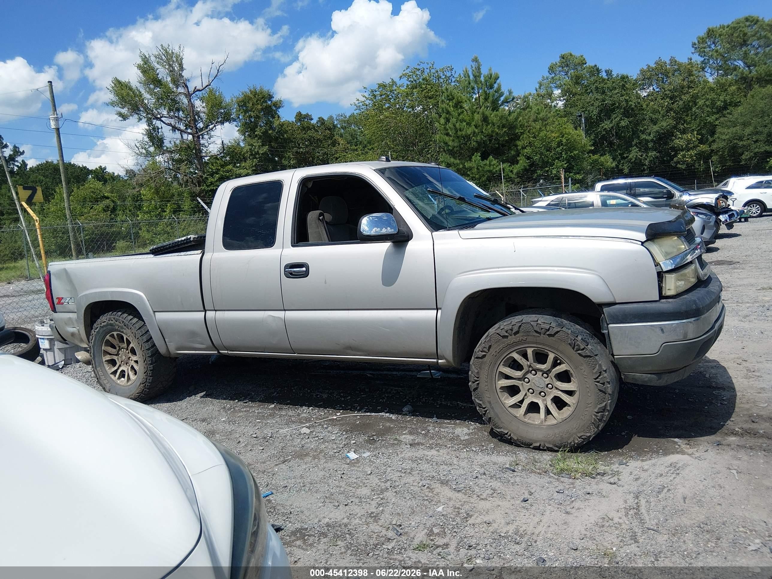 2004 Chevrolet Silverado 1500 Z71 Beige vin: 1GCEK19T94E296969
