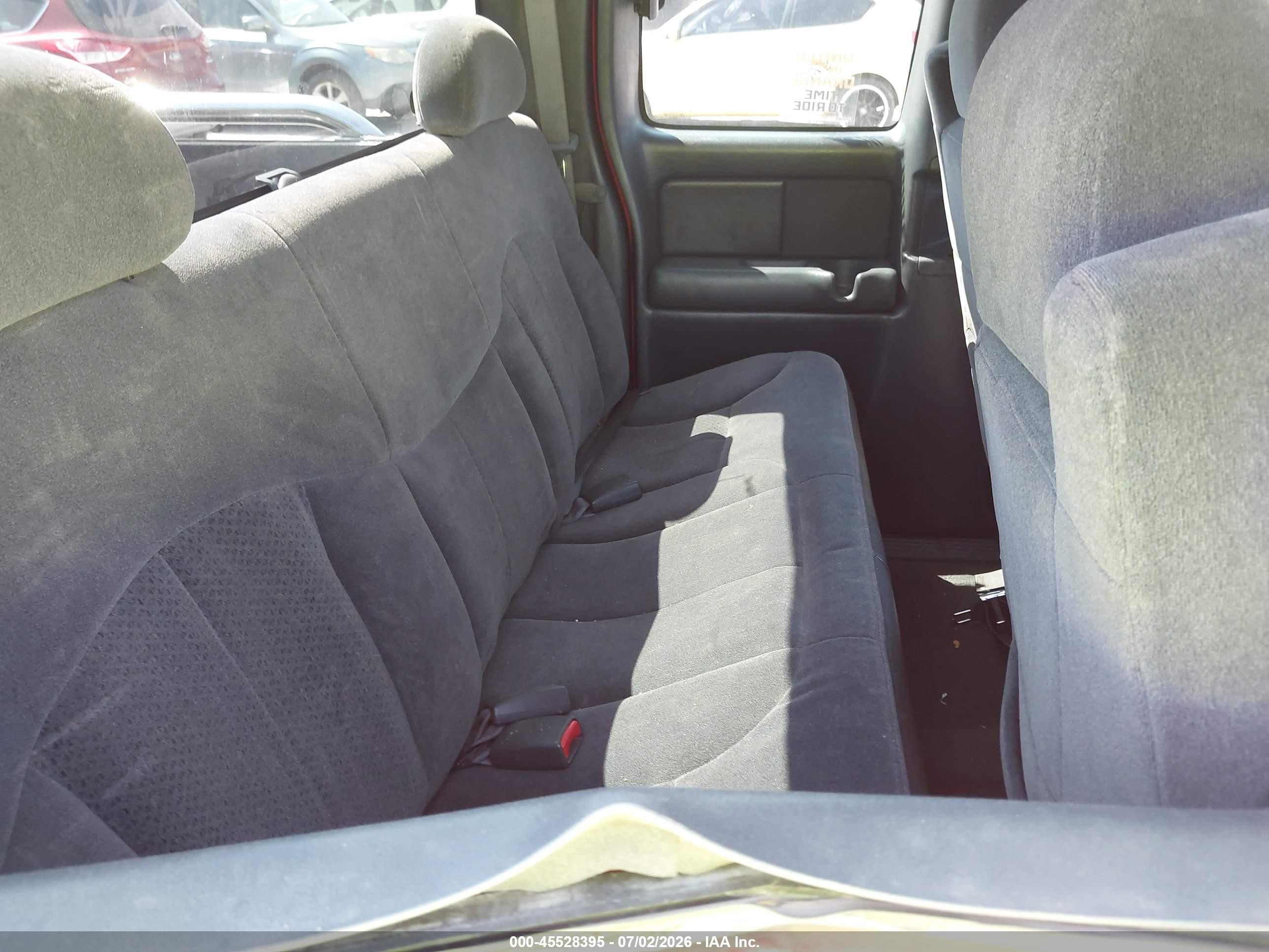 2002 Chevrolet Silverado 1500 Ls Красный vin: 1GCEK19TX2E158175