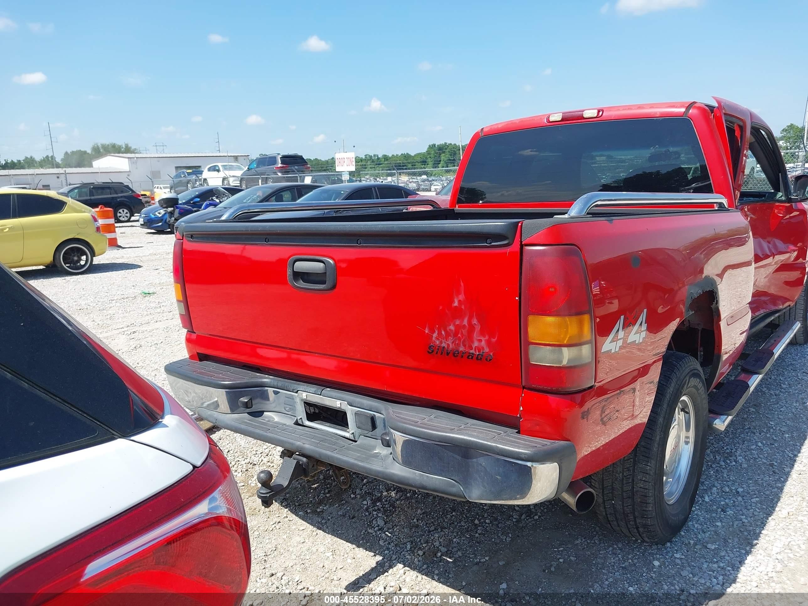 2002 Chevrolet Silverado 1500 Ls Красный vin: 1GCEK19TX2E158175