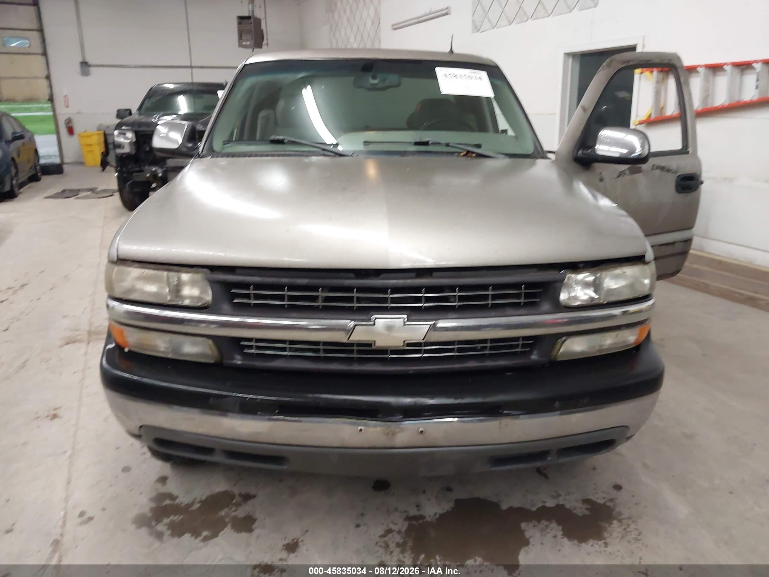 2002 Chevrolet Silverado 1500 Lt Желто-коричневый vin: 1GCEK19TX2E182136