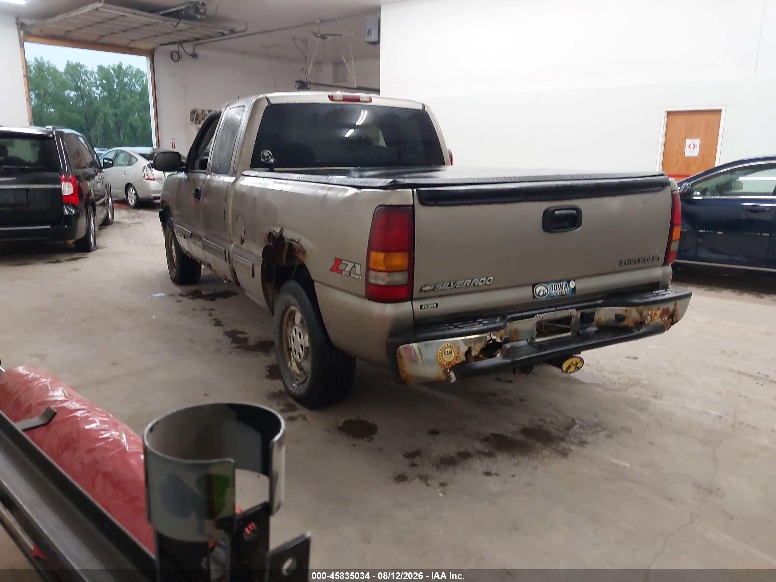 2002 Chevrolet Silverado 1500 Lt Желто-коричневый vin: 1GCEK19TX2E182136