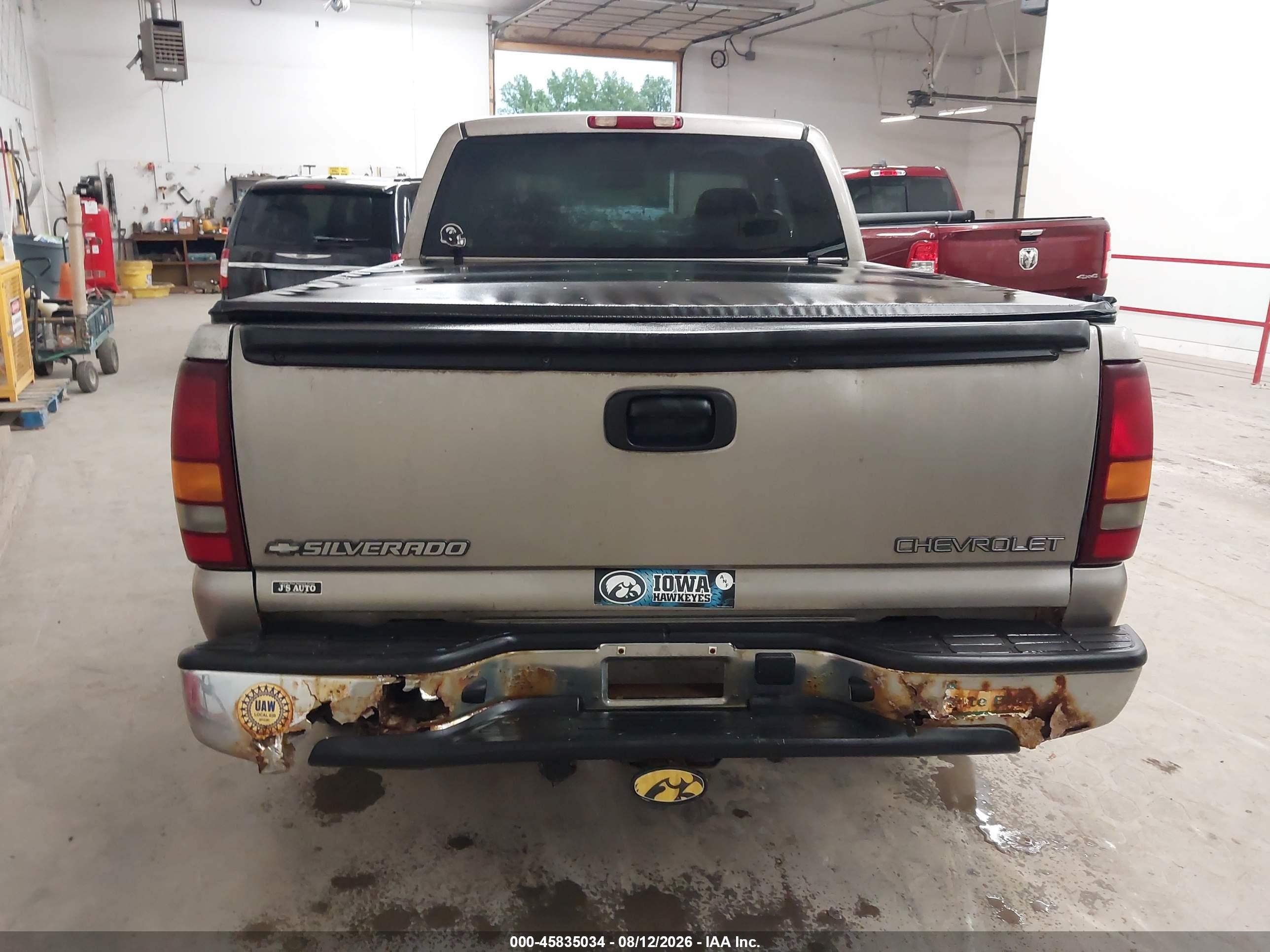 2002 Chevrolet Silverado 1500 Lt Желто-коричневый vin: 1GCEK19TX2E182136