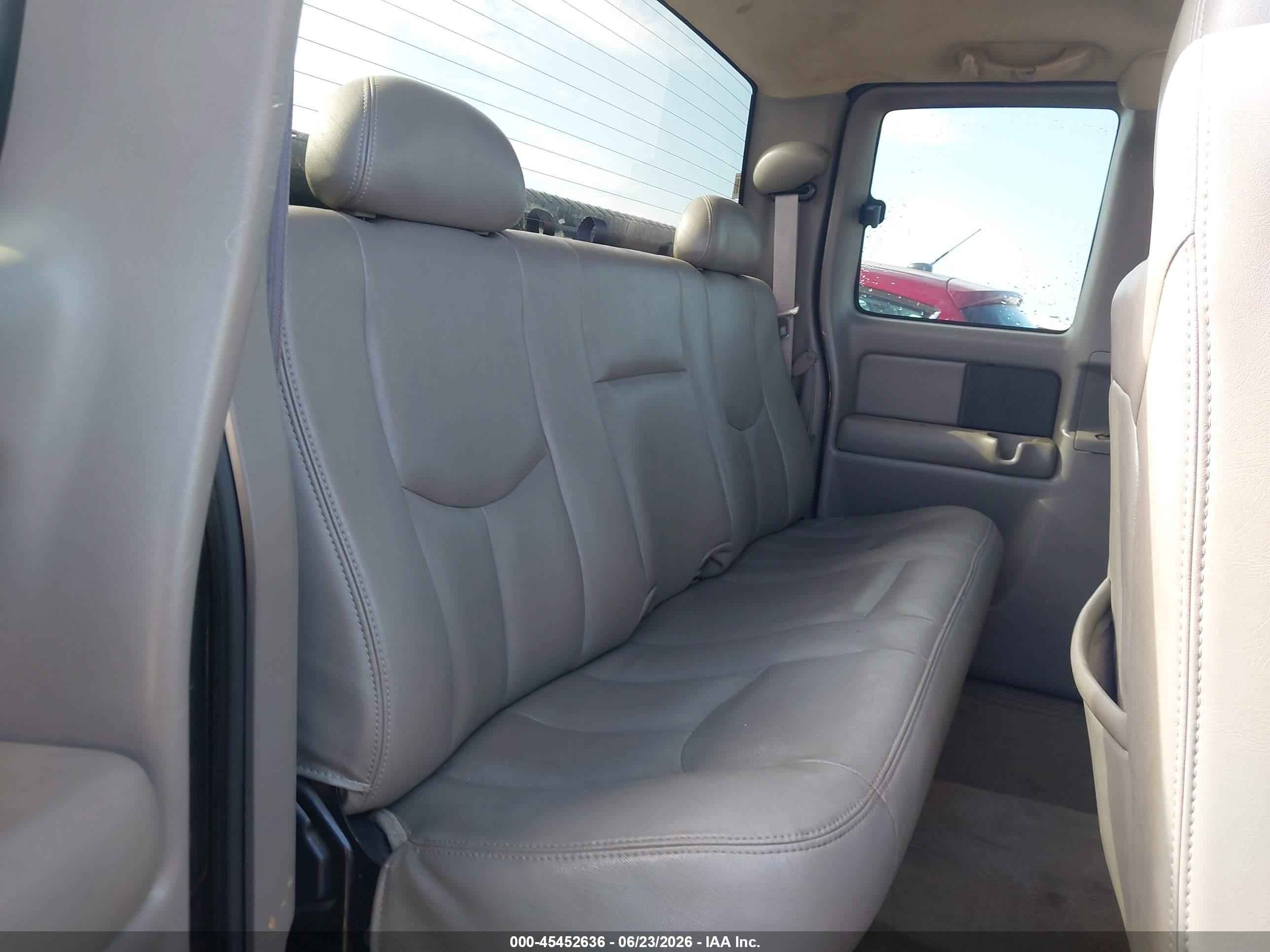 2003 Chevrolet Silverado 1500 Lt Серый vin: 1GCEK19TX3E283288