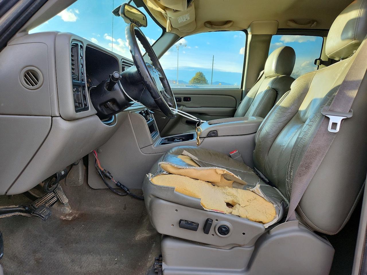 2004 Chevrolet Silverado K1500 Silver vin: 1GCEK19TX4E154789