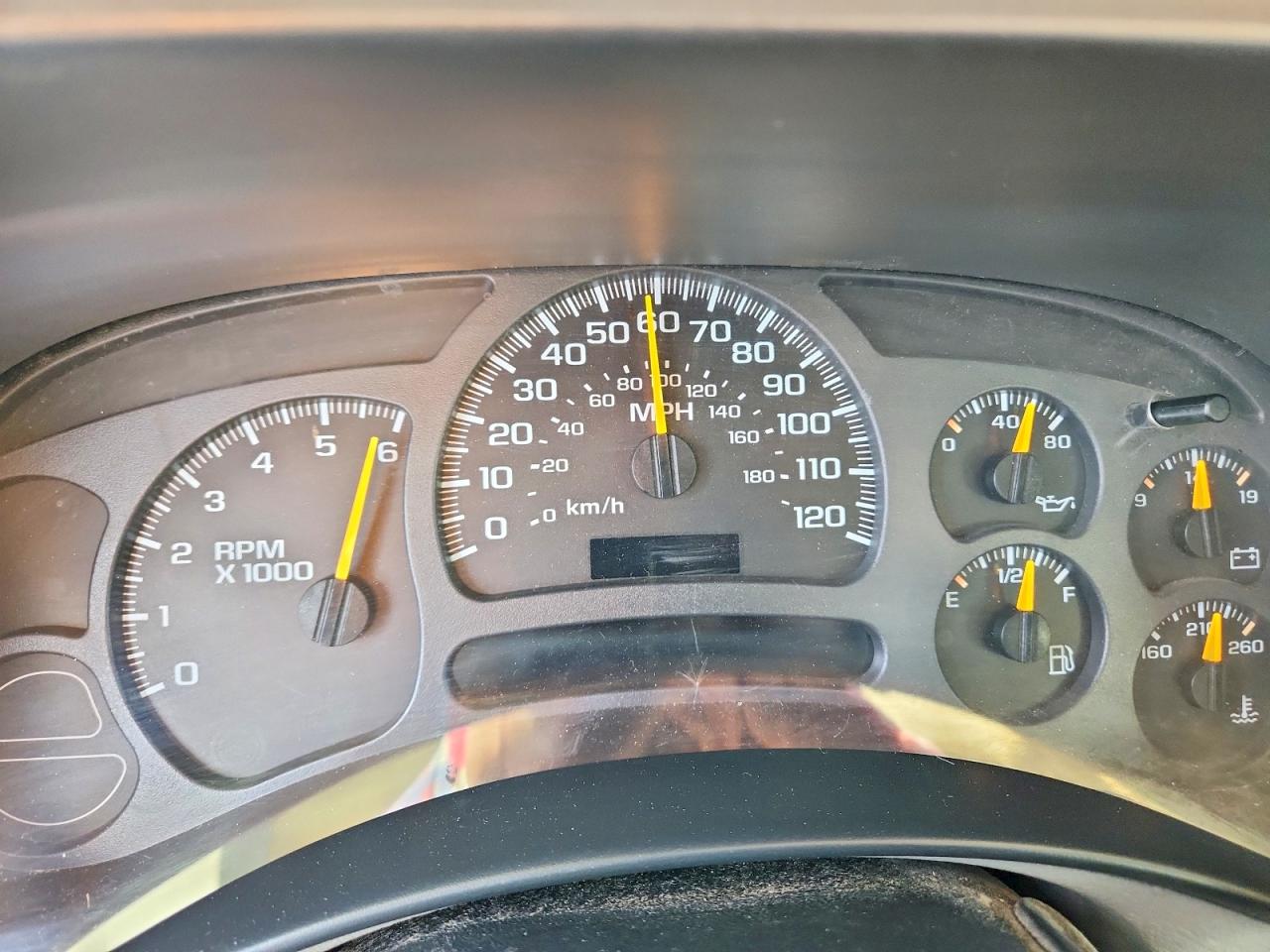 2004 Chevrolet Silverado K1500 Silver vin: 1GCEK19TX4E154789