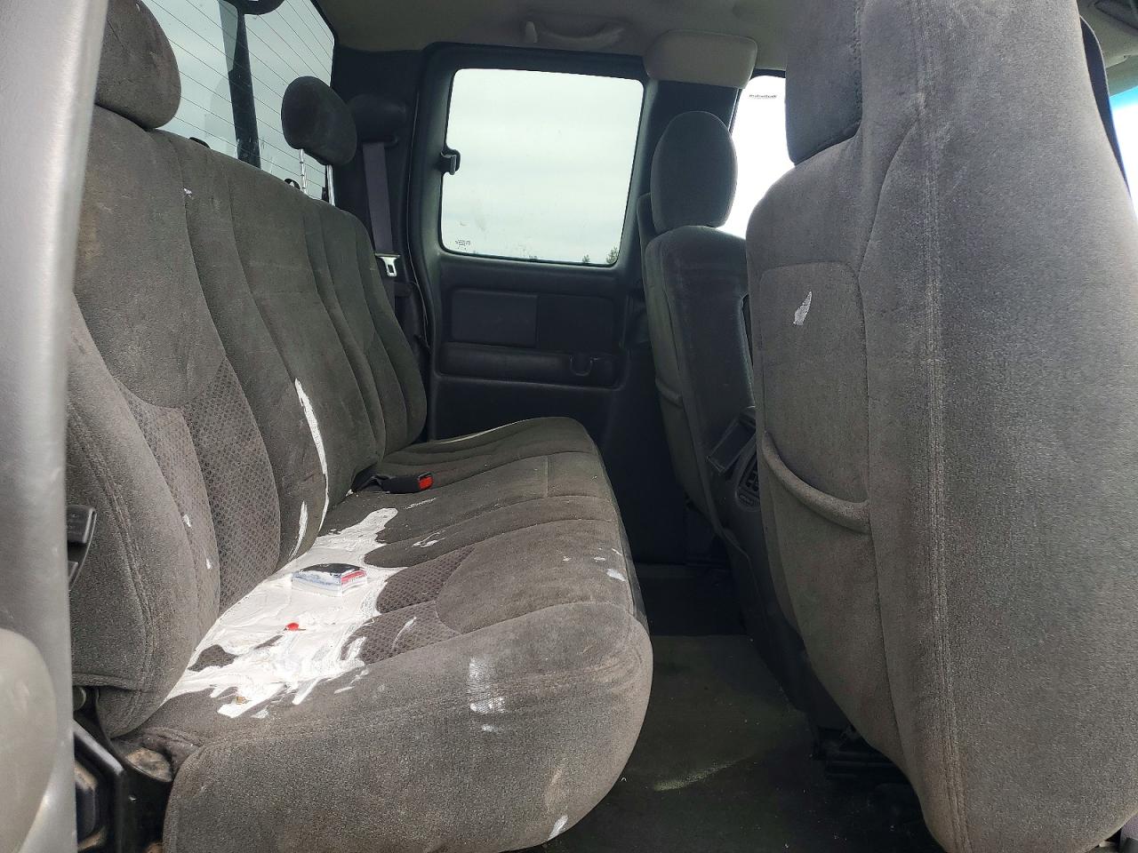 2004 Chevrolet Silverado K1500 White vin: 1GCEK19TX4E307865