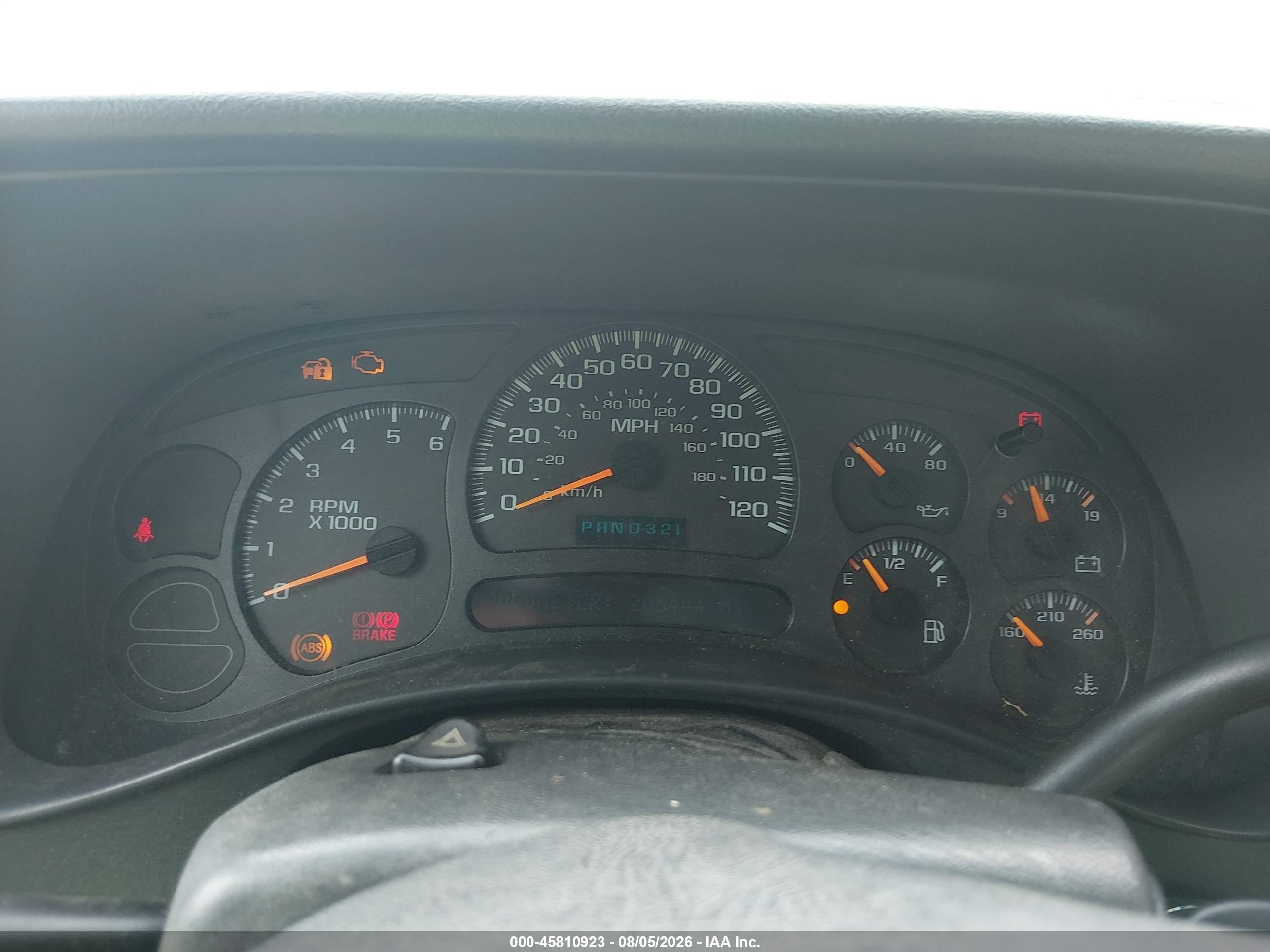 2003 Chevrolet Silverado 1500   White vin: 1GCEK19V03E290591