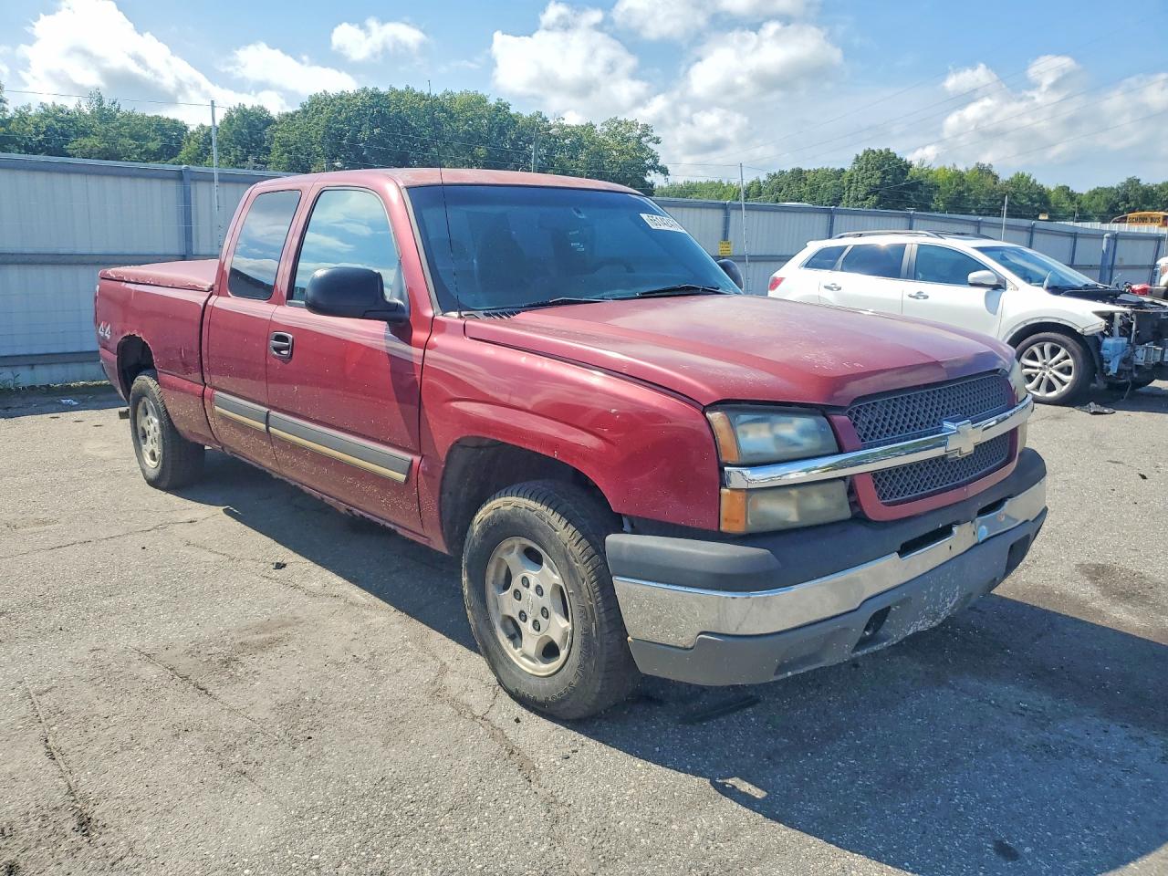 2004 Chevrolet Silverado K1500 Maroon vin: 1GCEK19V04E322263