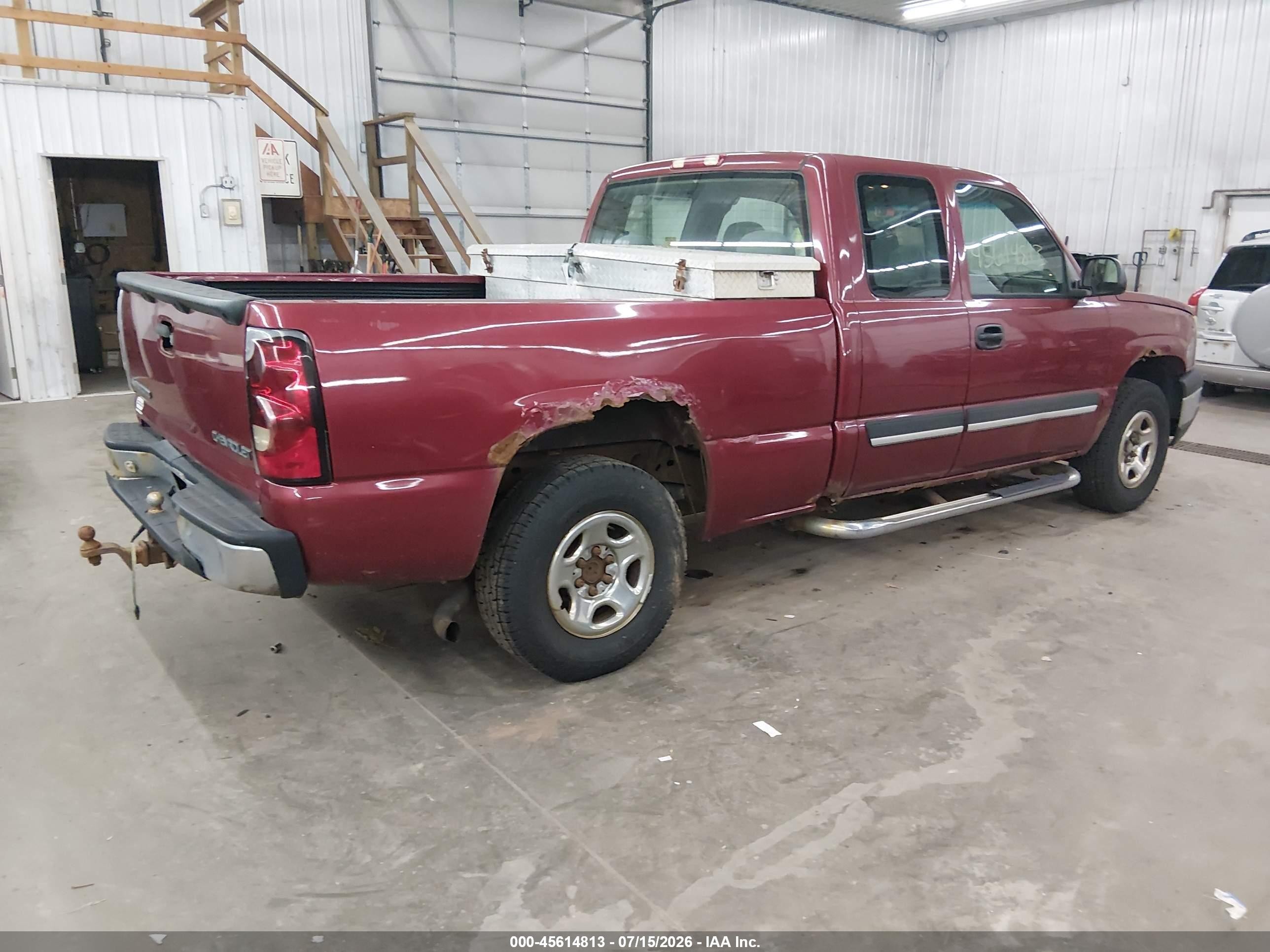 2004 Chevrolet Silverado 1500 Ls Темно-бордовый vin: 1GCEK19V04E375500