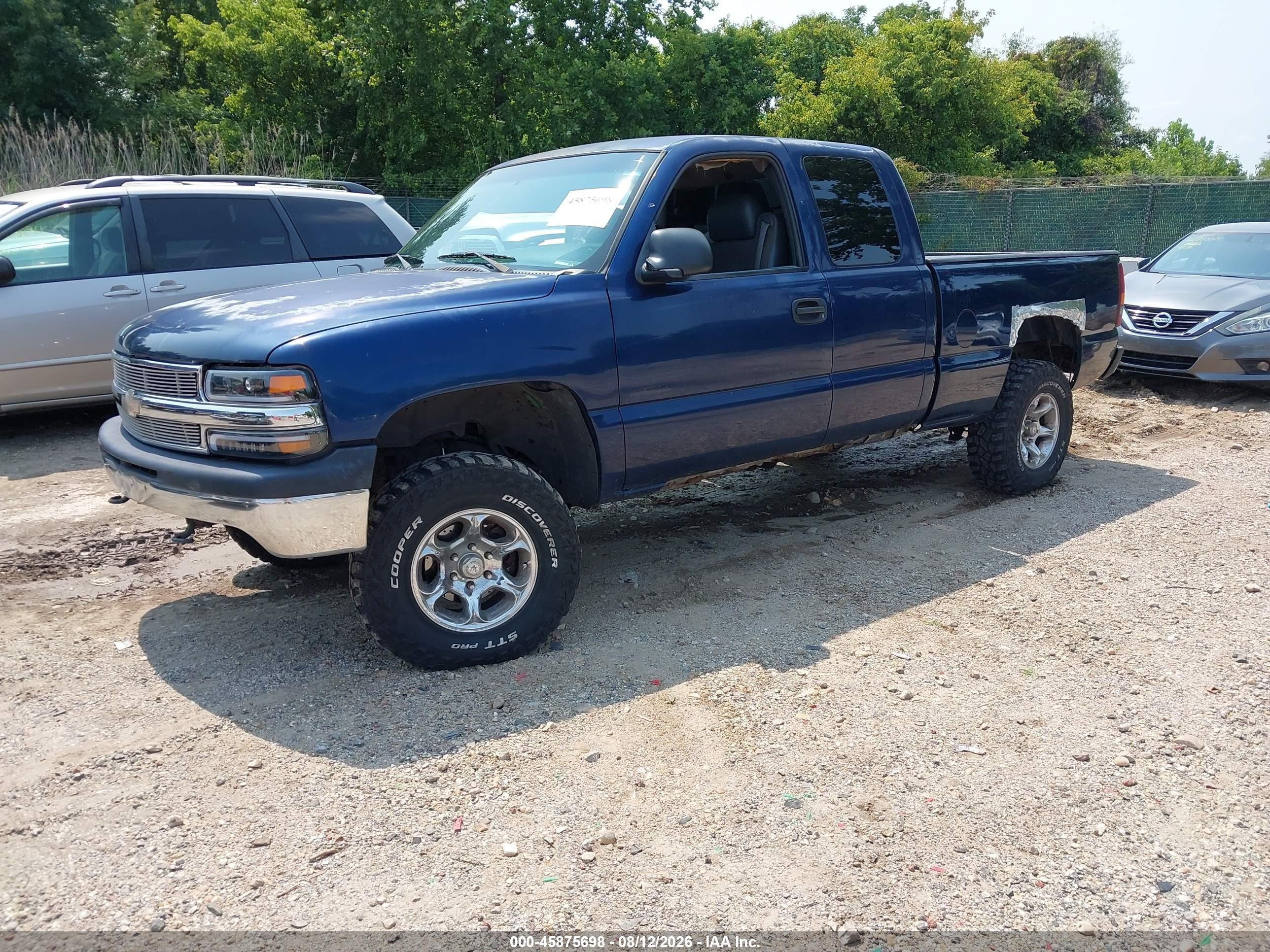 2002 Chevrolet Silverado 1500   Blue vin: 1GCEK19V12E250258