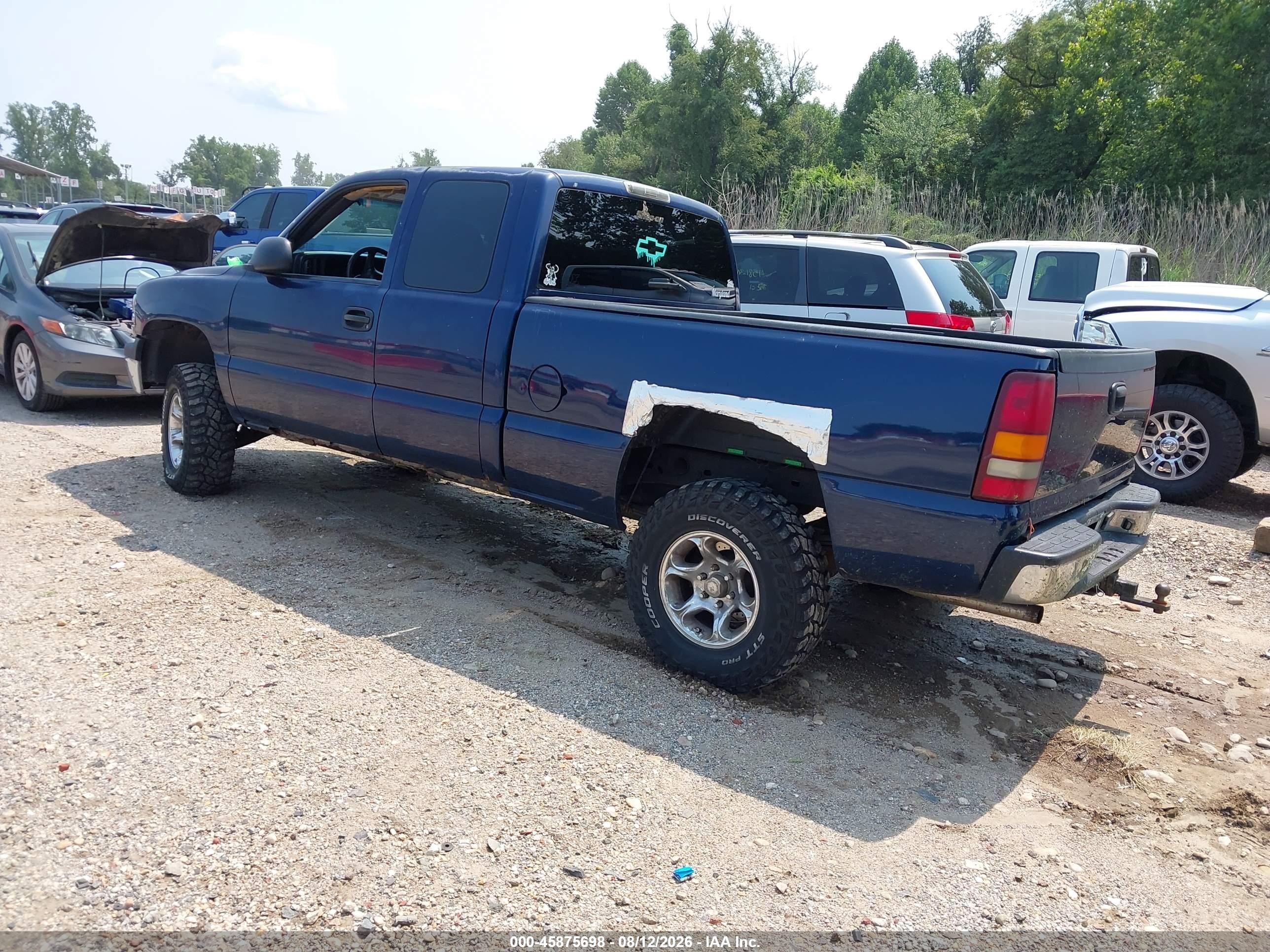 2002 Chevrolet Silverado 1500   Blue vin: 1GCEK19V12E250258