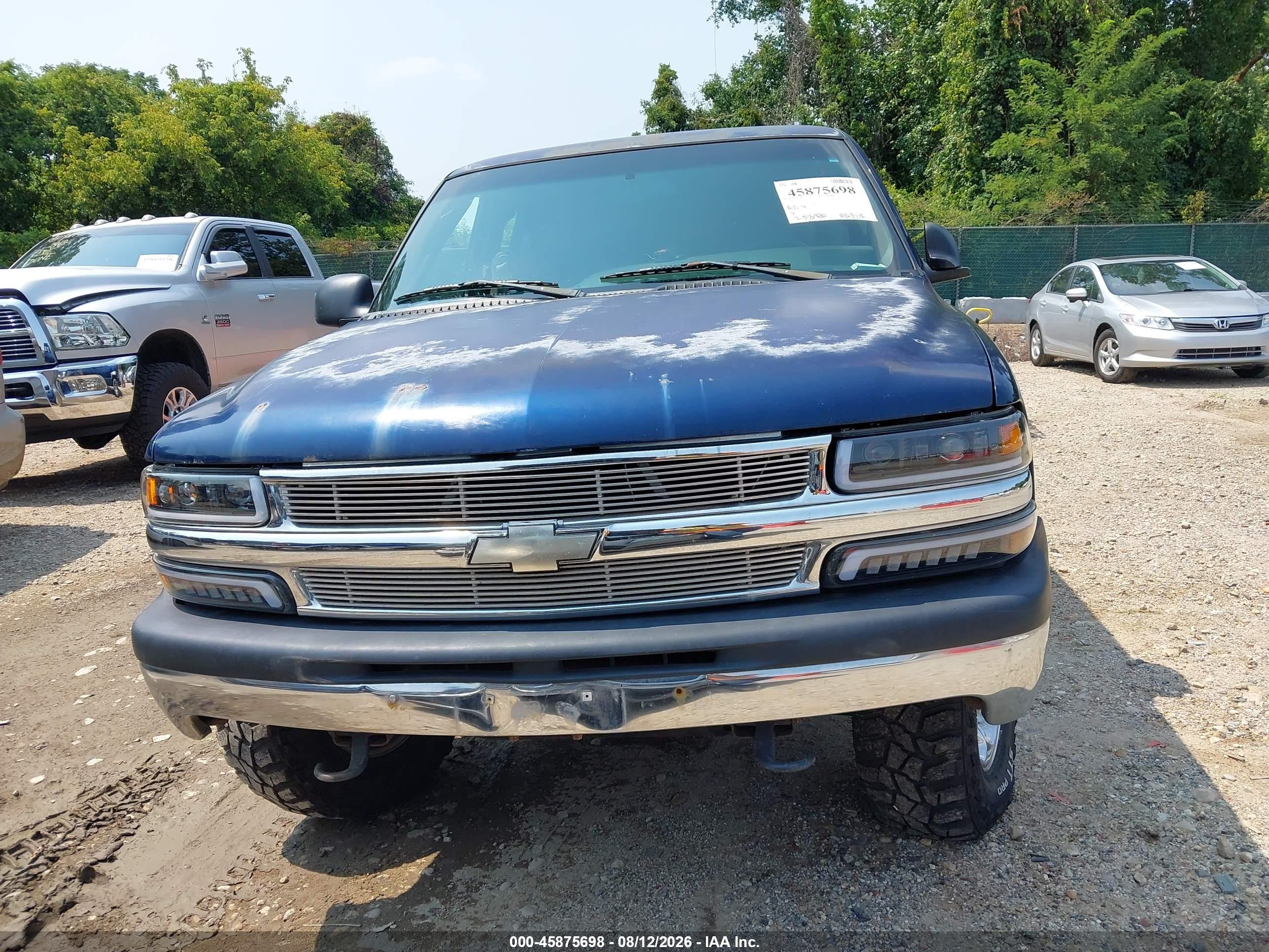 2002 Chevrolet Silverado 1500   Blue vin: 1GCEK19V12E250258