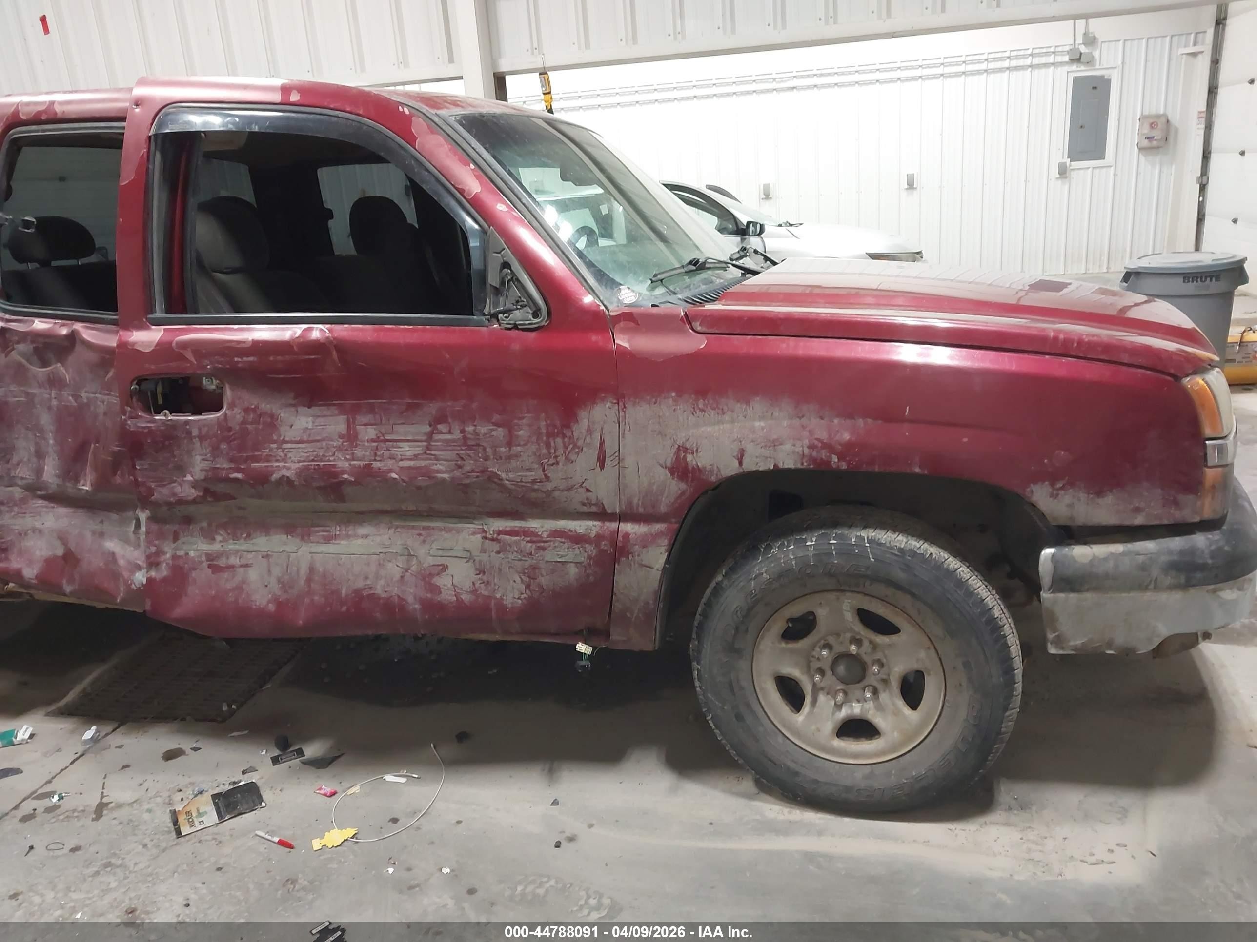 2004 Chevrolet Silverado 1500 Ls Burgundy vin: 1GCEK19V24E374705