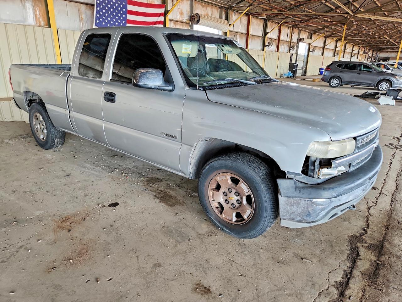 2002 Chevrolet Silverado K1500 Silver vin: 1GCEK19V32E267370