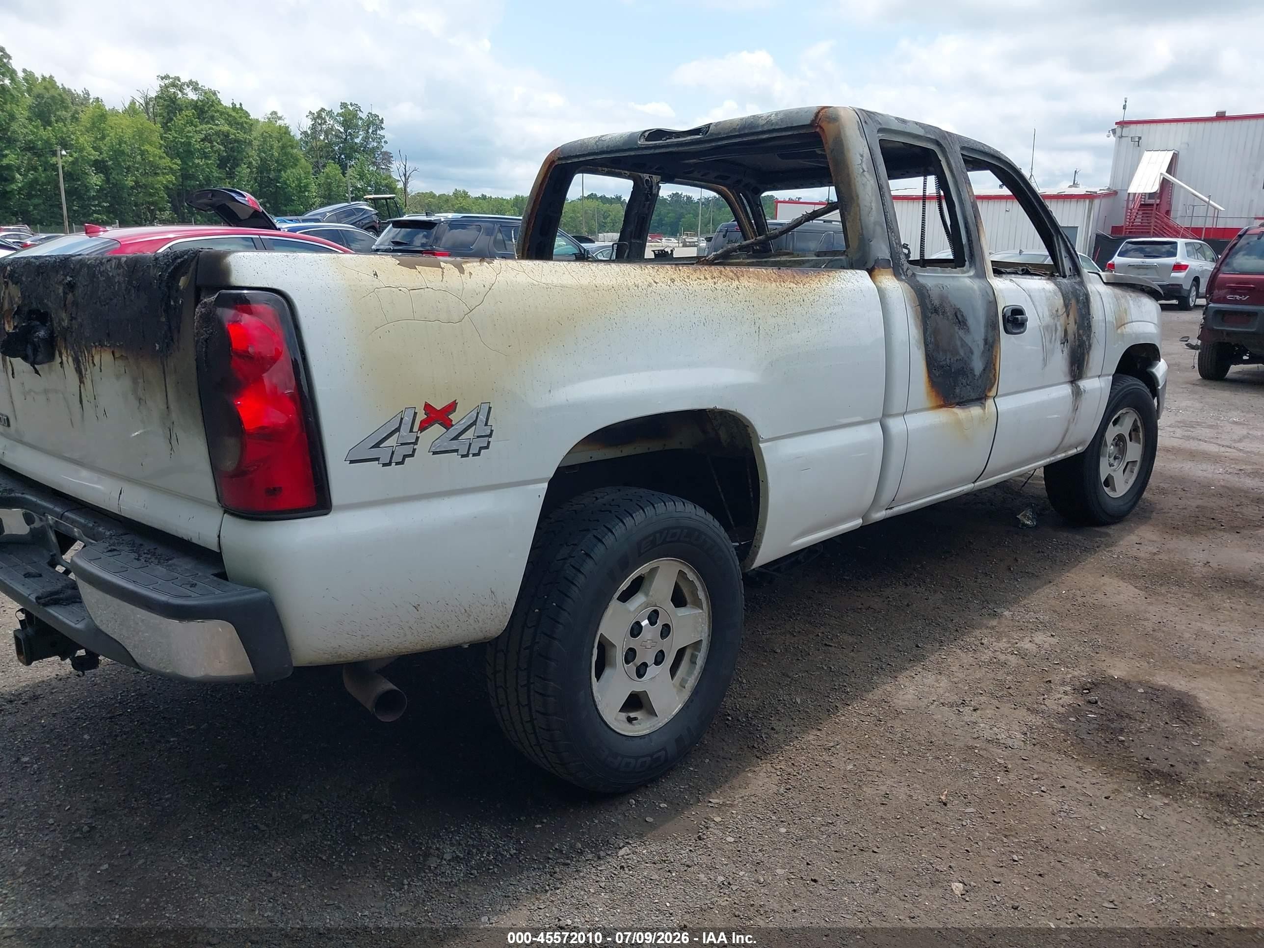 2006 Chevrolet Silverado 1500 Lt1 Белый vin: 1GCEK19V46Z105861