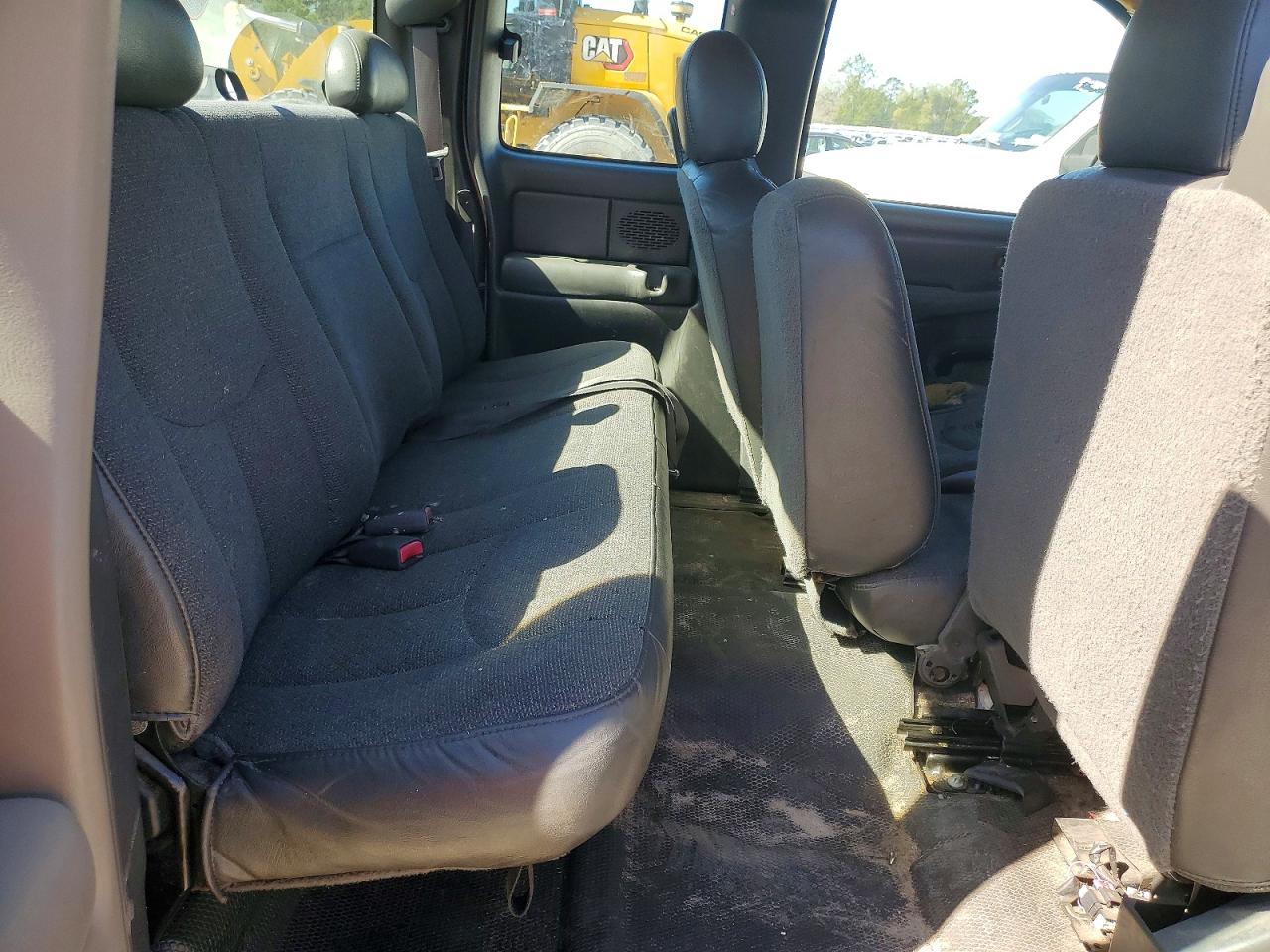 2004 Chevrolet Silverado K1500 Silver vin: 1GCEK19V54E155611