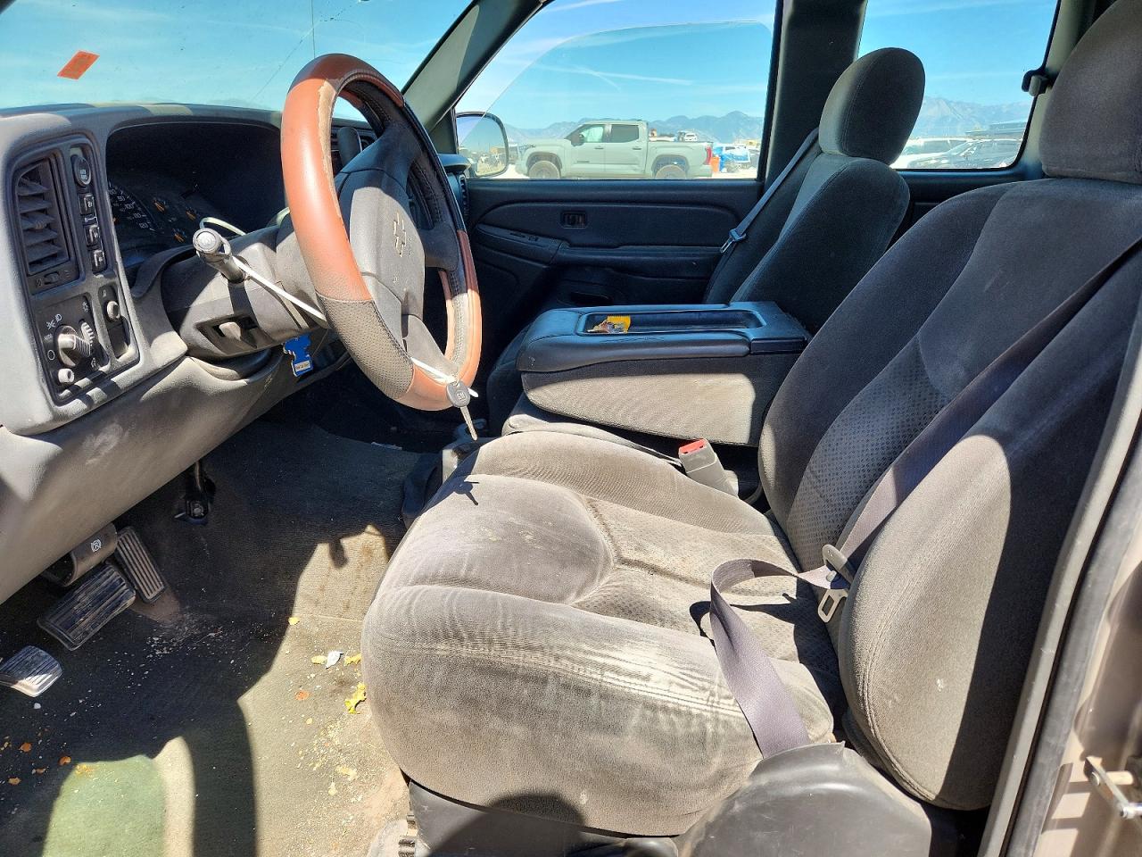 2004 Chevrolet Silverado 1500 Tan vin: 1GCEK19V54E210784