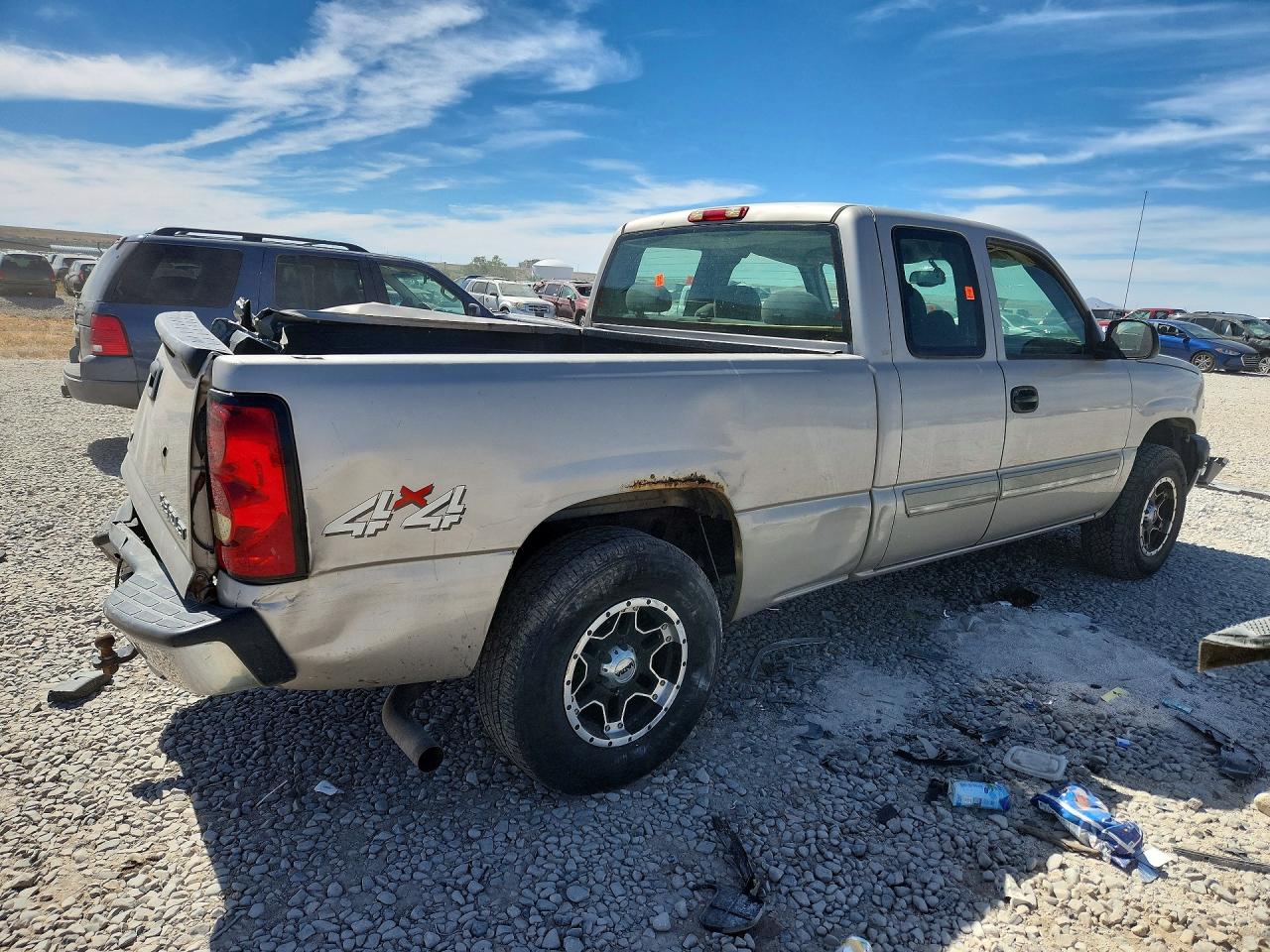 2004 Chevrolet Silverado 1500 Tan vin: 1GCEK19V54E210784