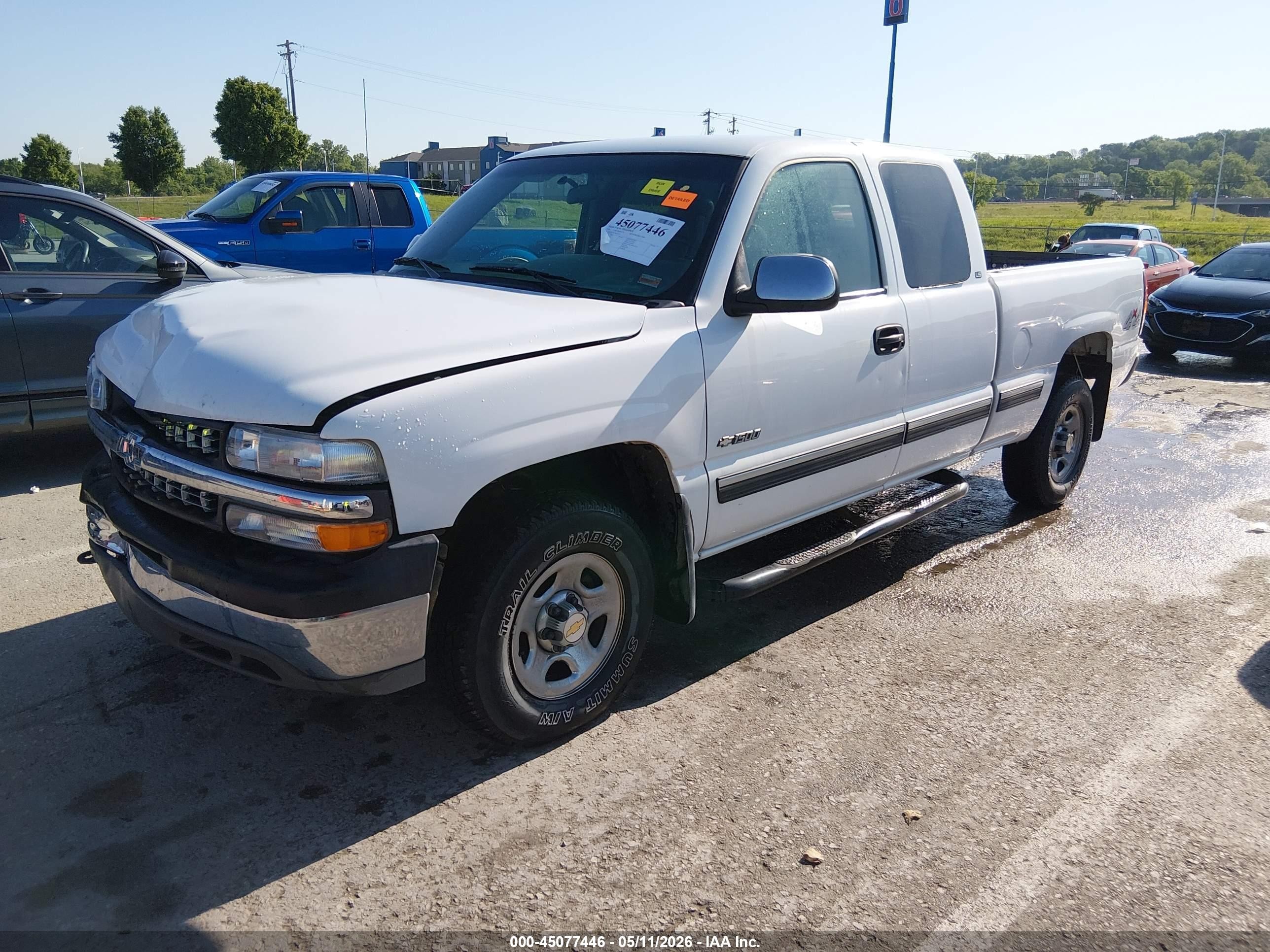 1999 Chevrolet Silverado 1500 Ls White vin: 1GCEK19V5XE216511