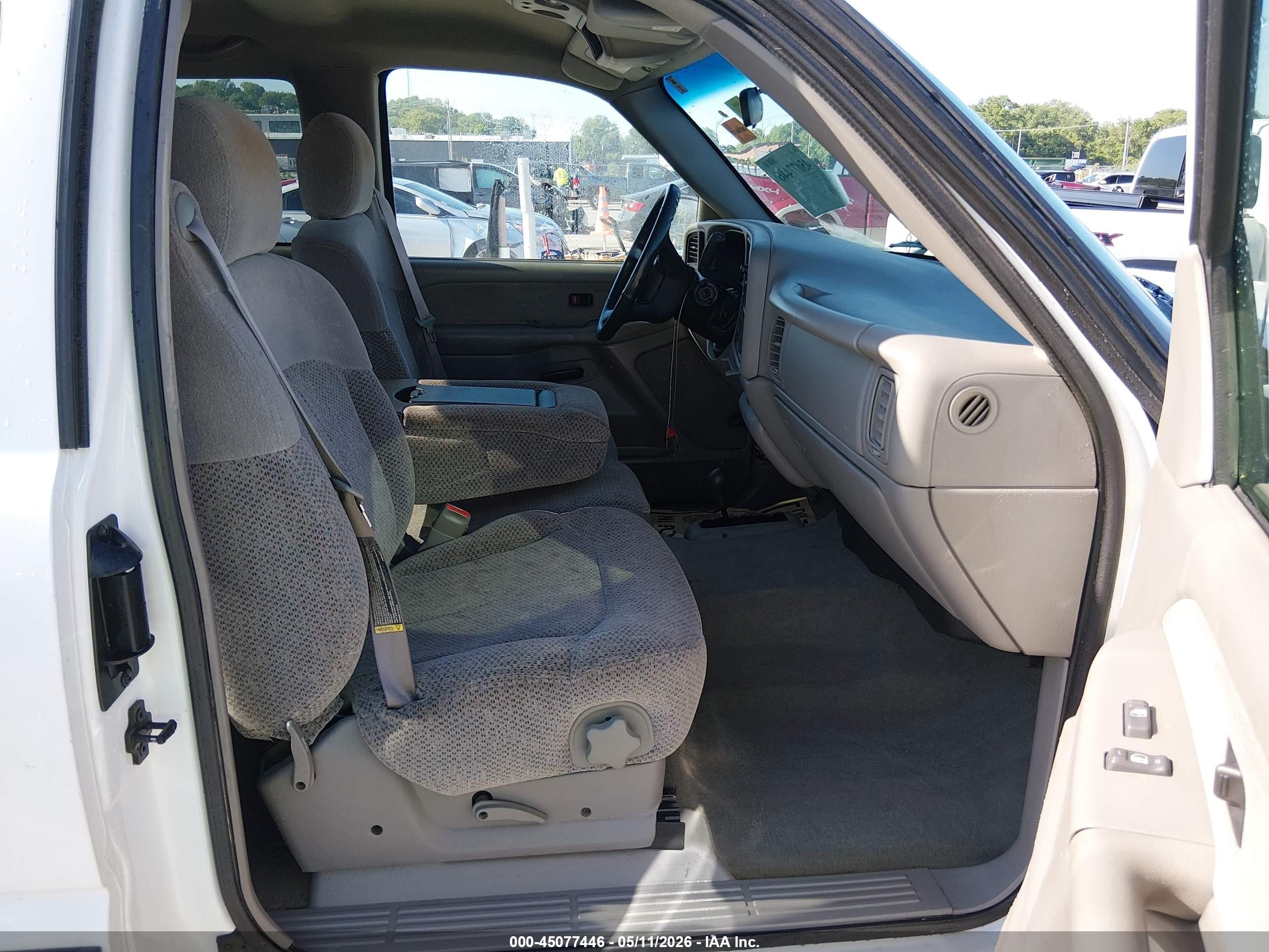 1999 Chevrolet Silverado 1500 Ls White vin: 1GCEK19V5XE216511