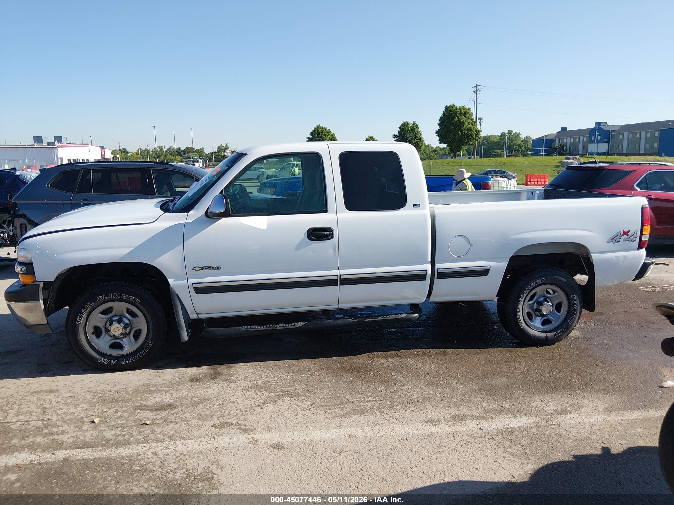1999 Chevrolet Silverado 1500 Ls White vin: 1GCEK19V5XE216511