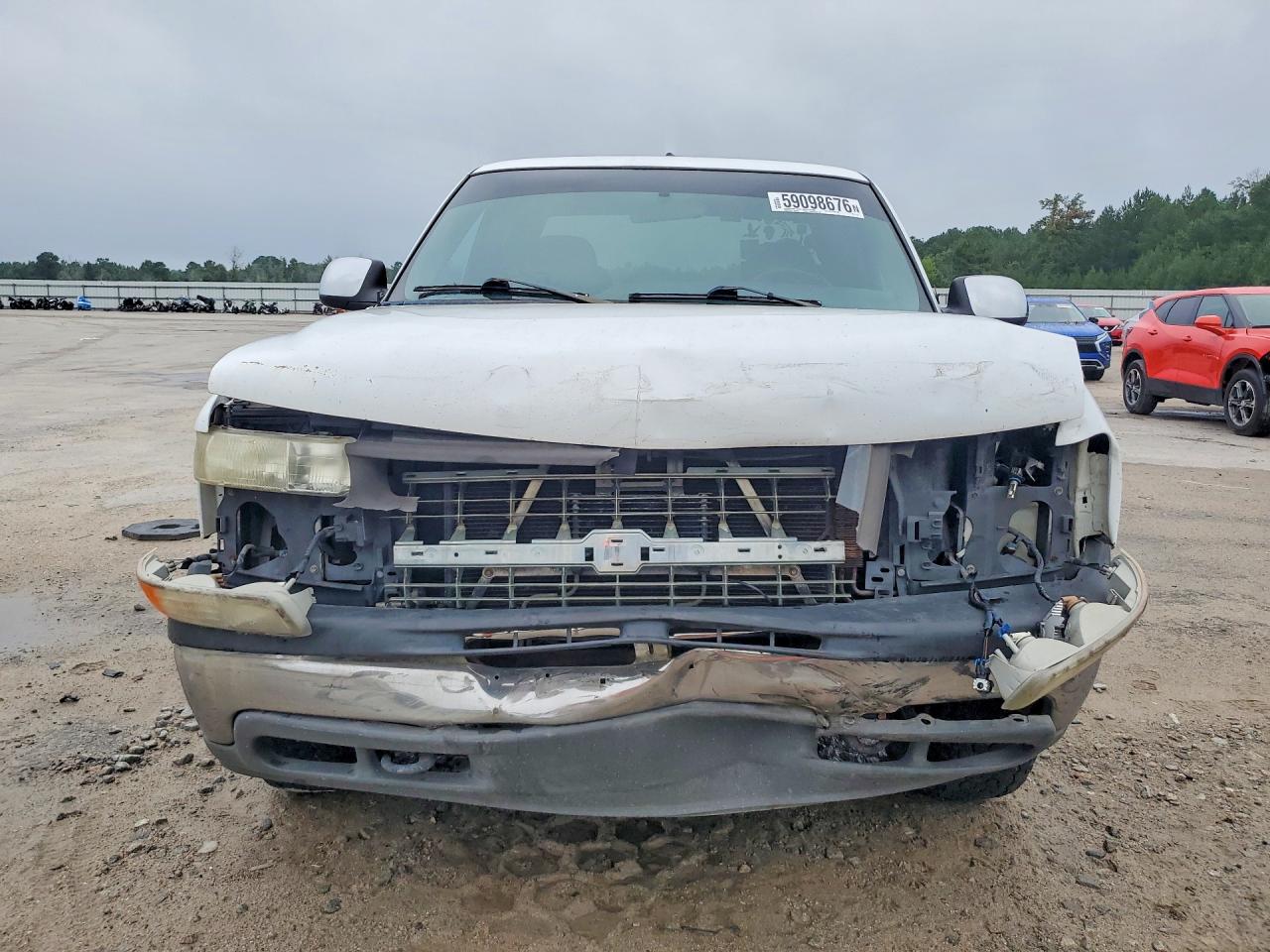 2002 Chevrolet Silverado K1500 White vin: 1GCEK19V72E177784