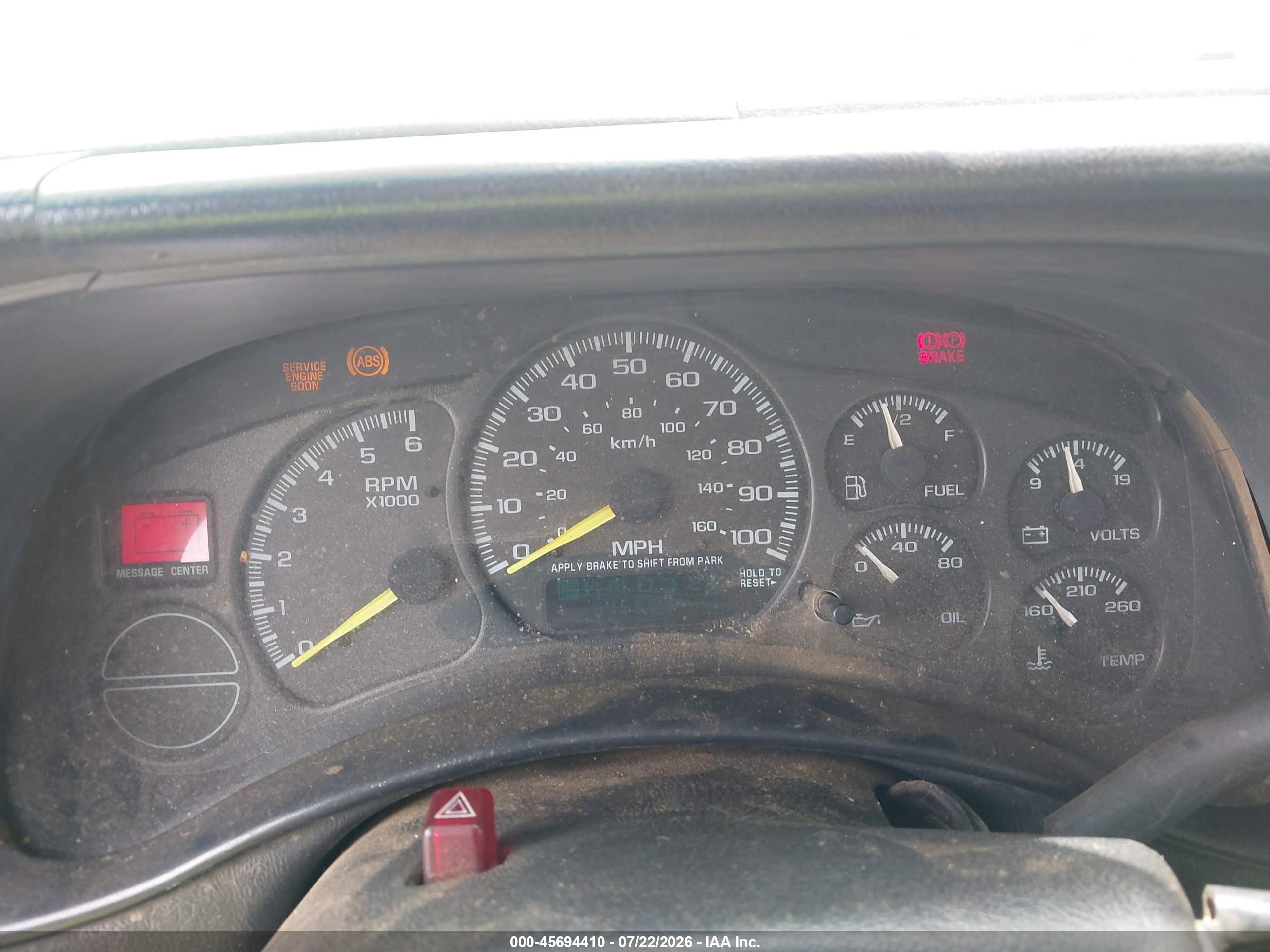 2001 Chevrolet Silverado 1500   White vin: 1GCEK19V81E105975